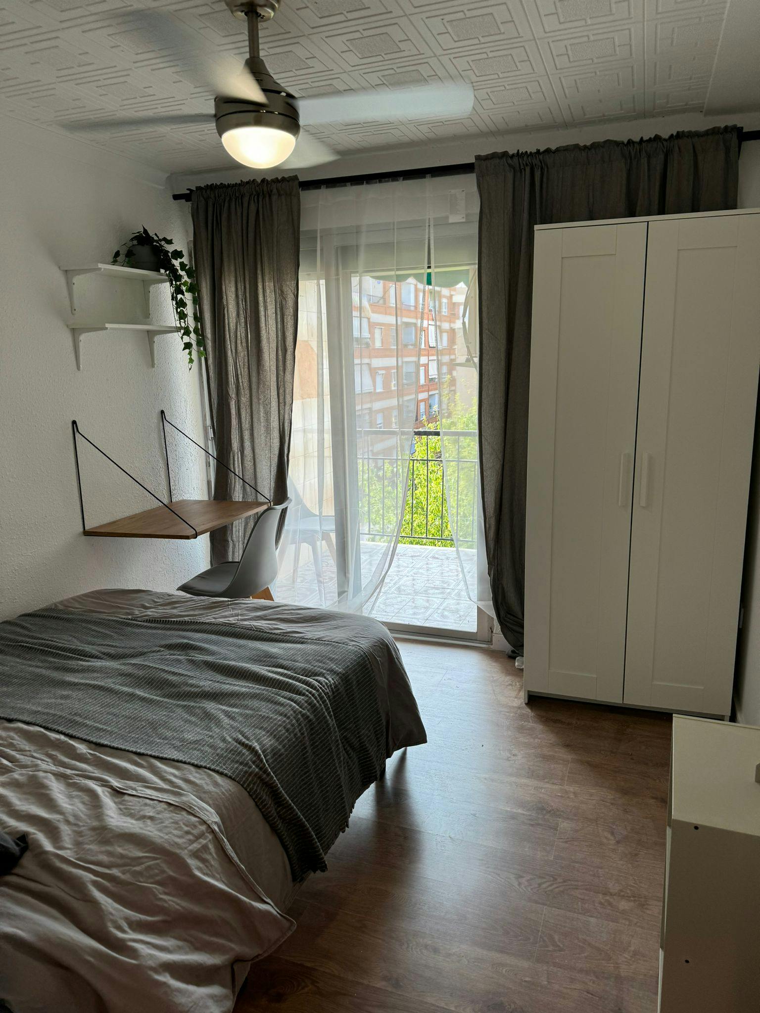 Single room Torrent, 1 bed, 10m² — photo 5