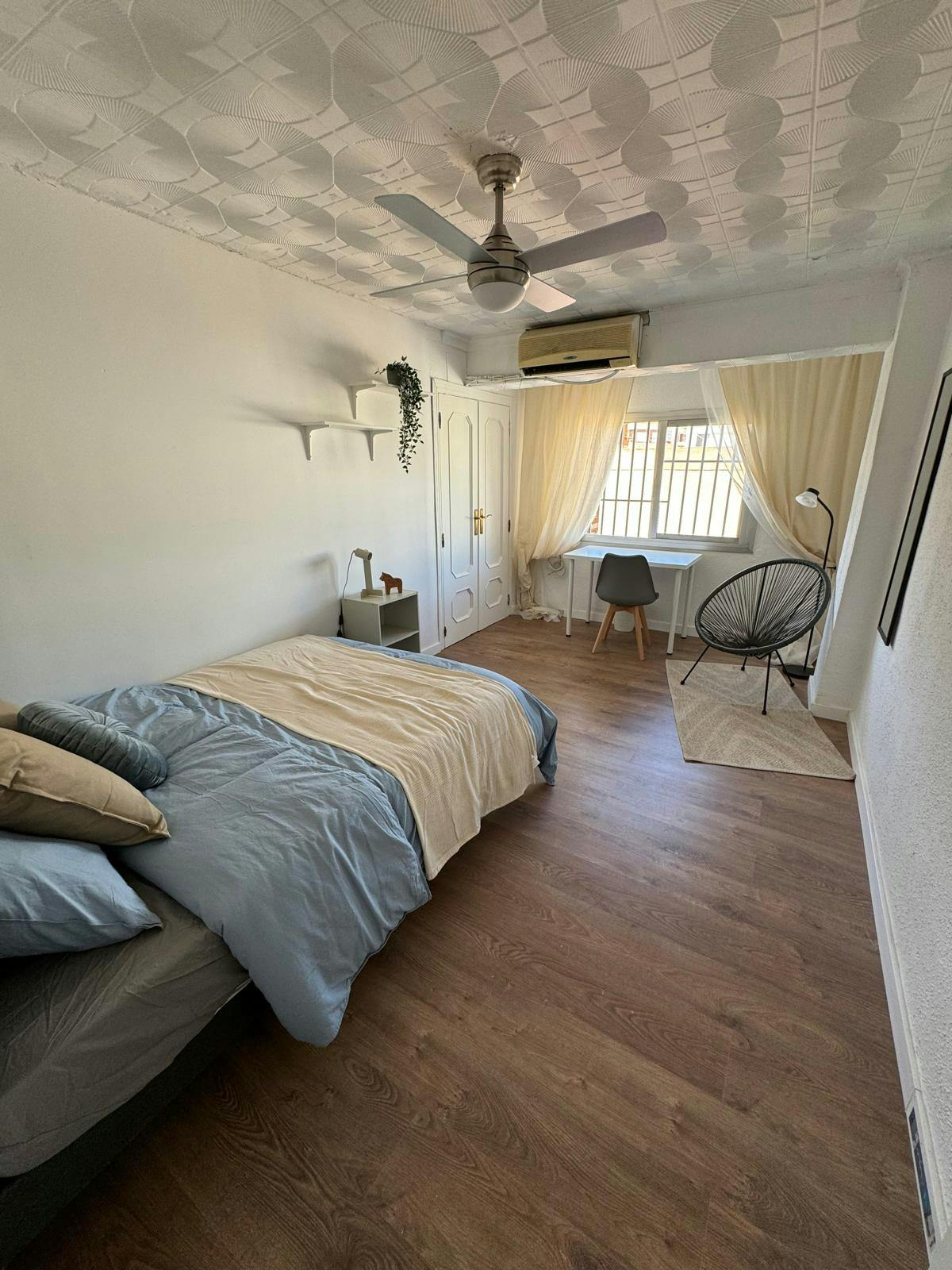 Carrer de les Germanies, Torrent preview