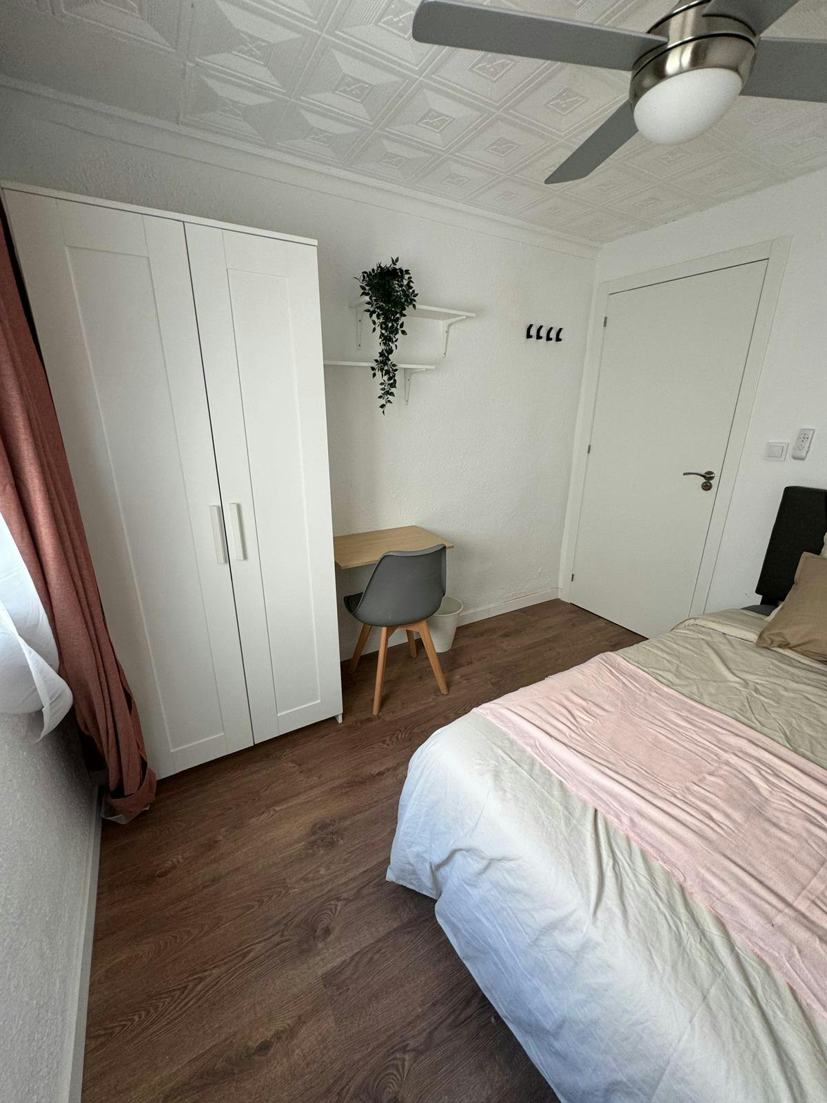 Single room Torrent, 1 bed, 10m² — photo 4