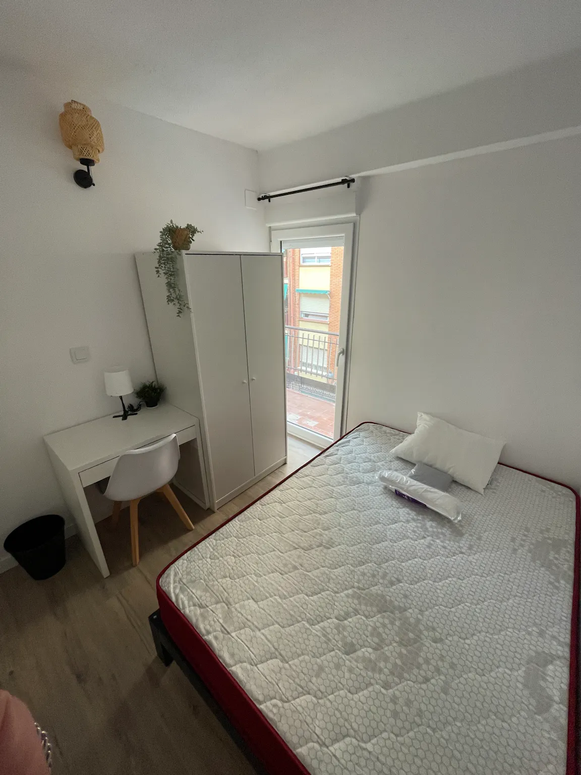 Carrer de Veneçuela, Valencia preview