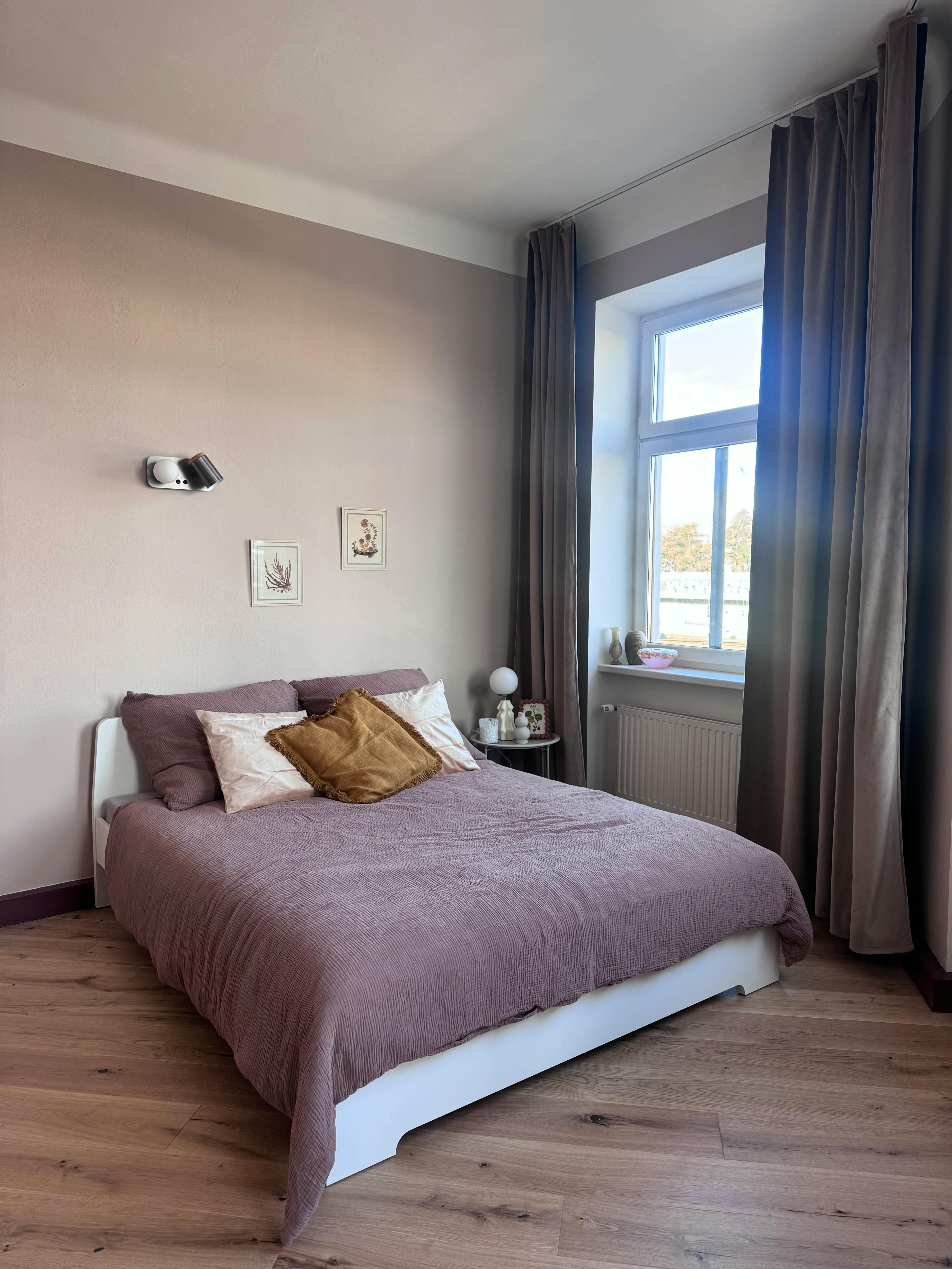 Zwölfergasse, Vienna preview