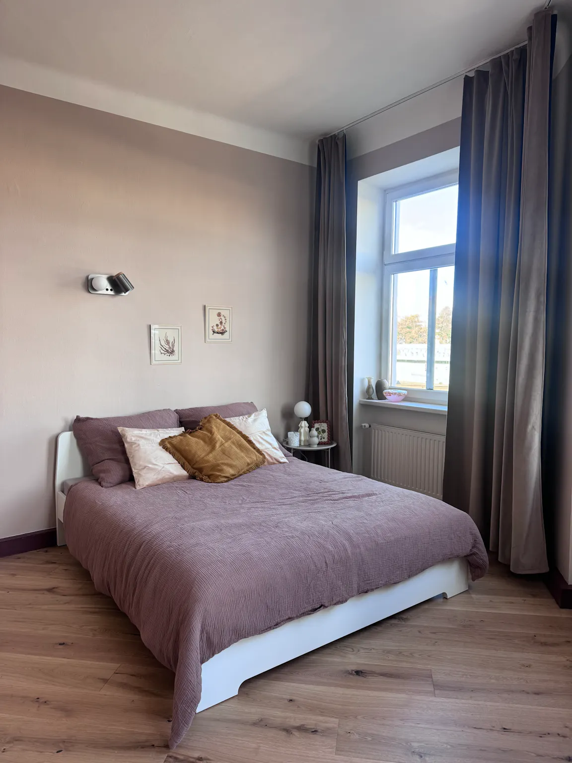 Zwölfergasse, Vienna preview