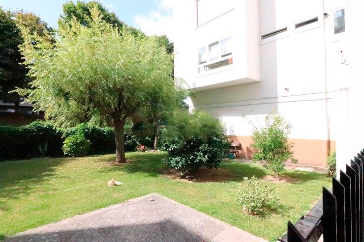 Private room for rent for €450 per month in Perillo, Rúa Xuncal