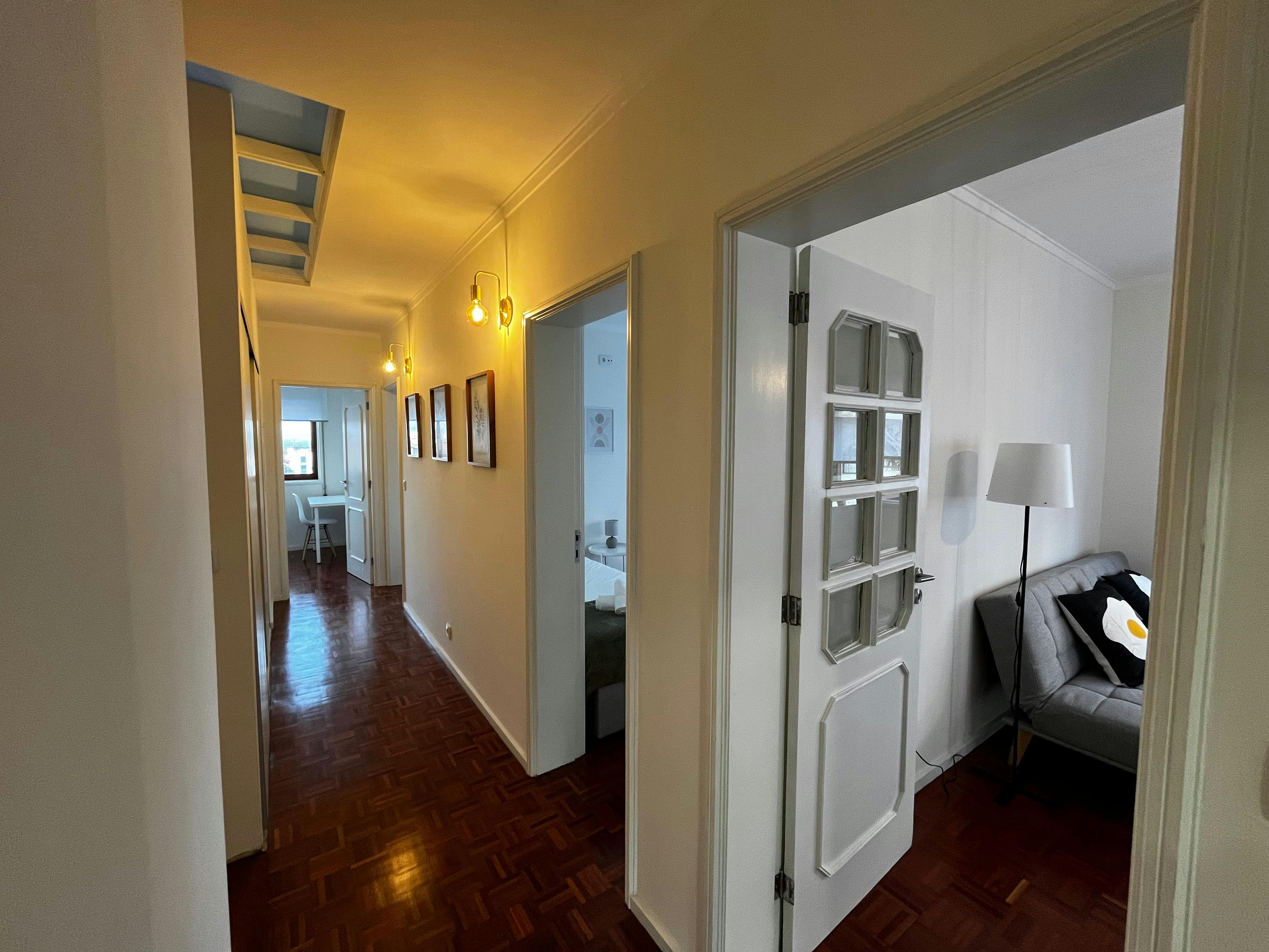Double room Custoias, 1 bed, 13m² — photo 4