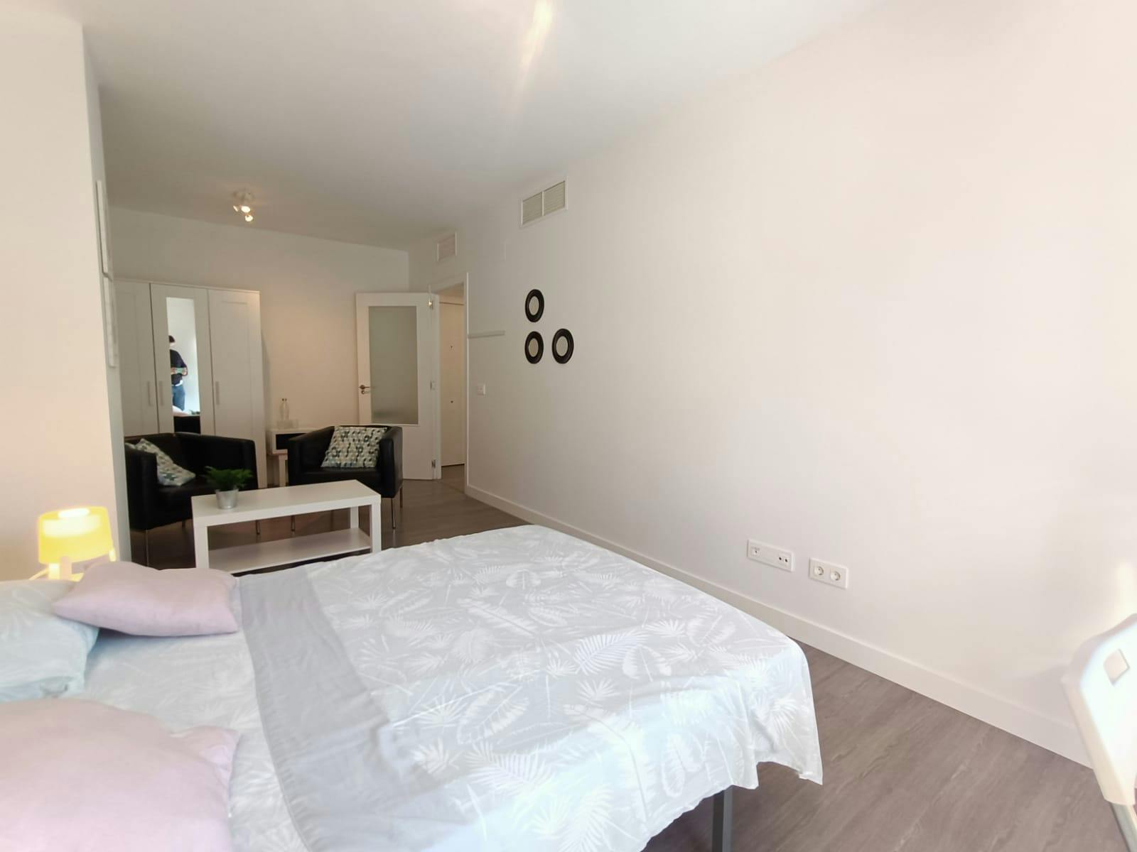 Chambre privée à louer pour 580 €/mois à Rivas-Vaciamadrid, Calle Luis García Berlanga