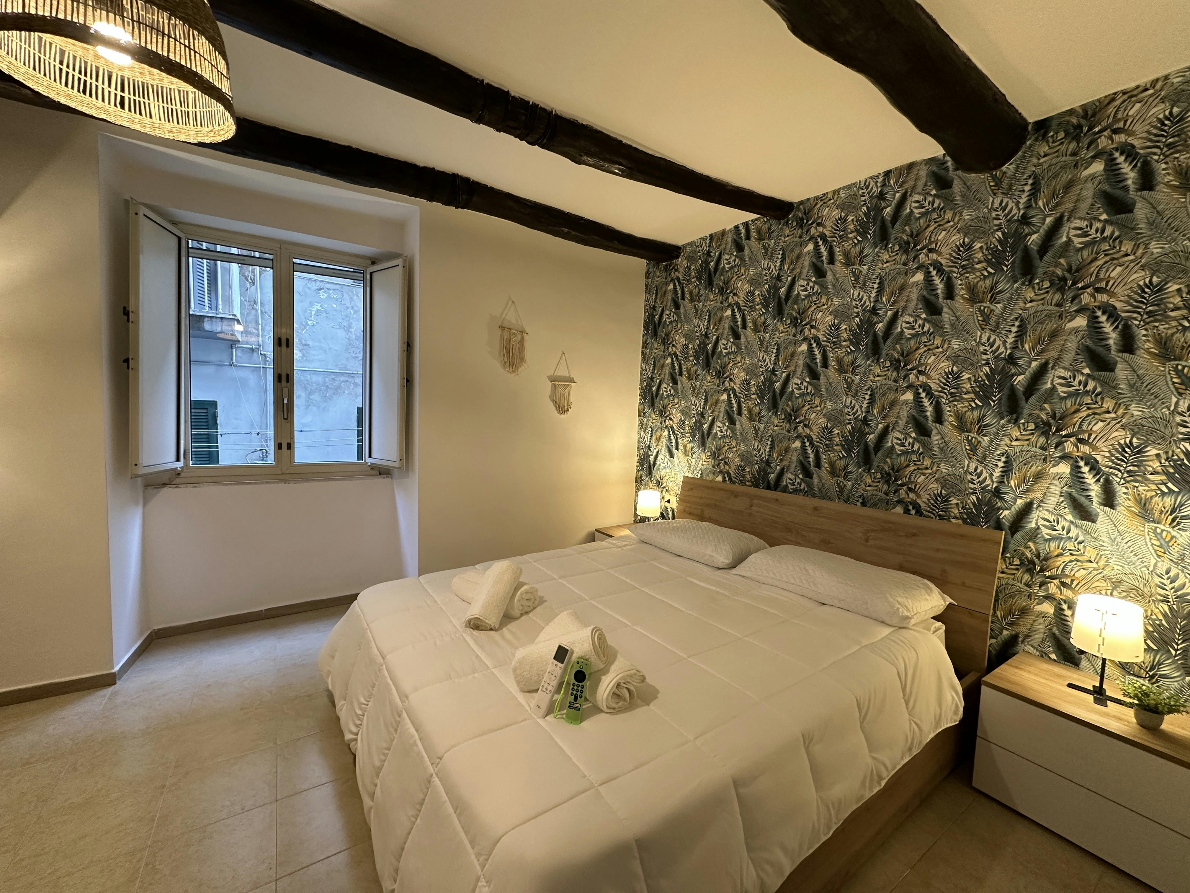 Apartment for rent for €700 per month in Naples, Via Pontenuovo