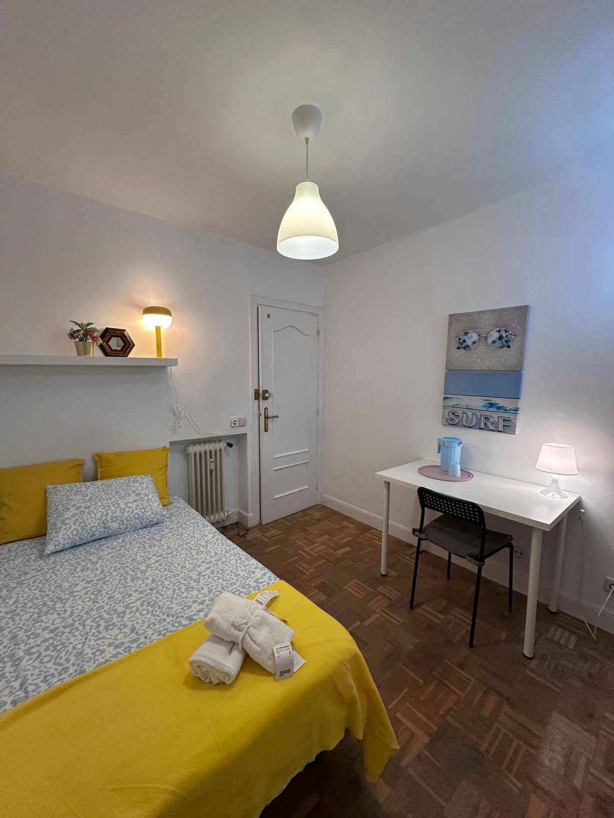 Calle de Puentelarra, Madrid preview