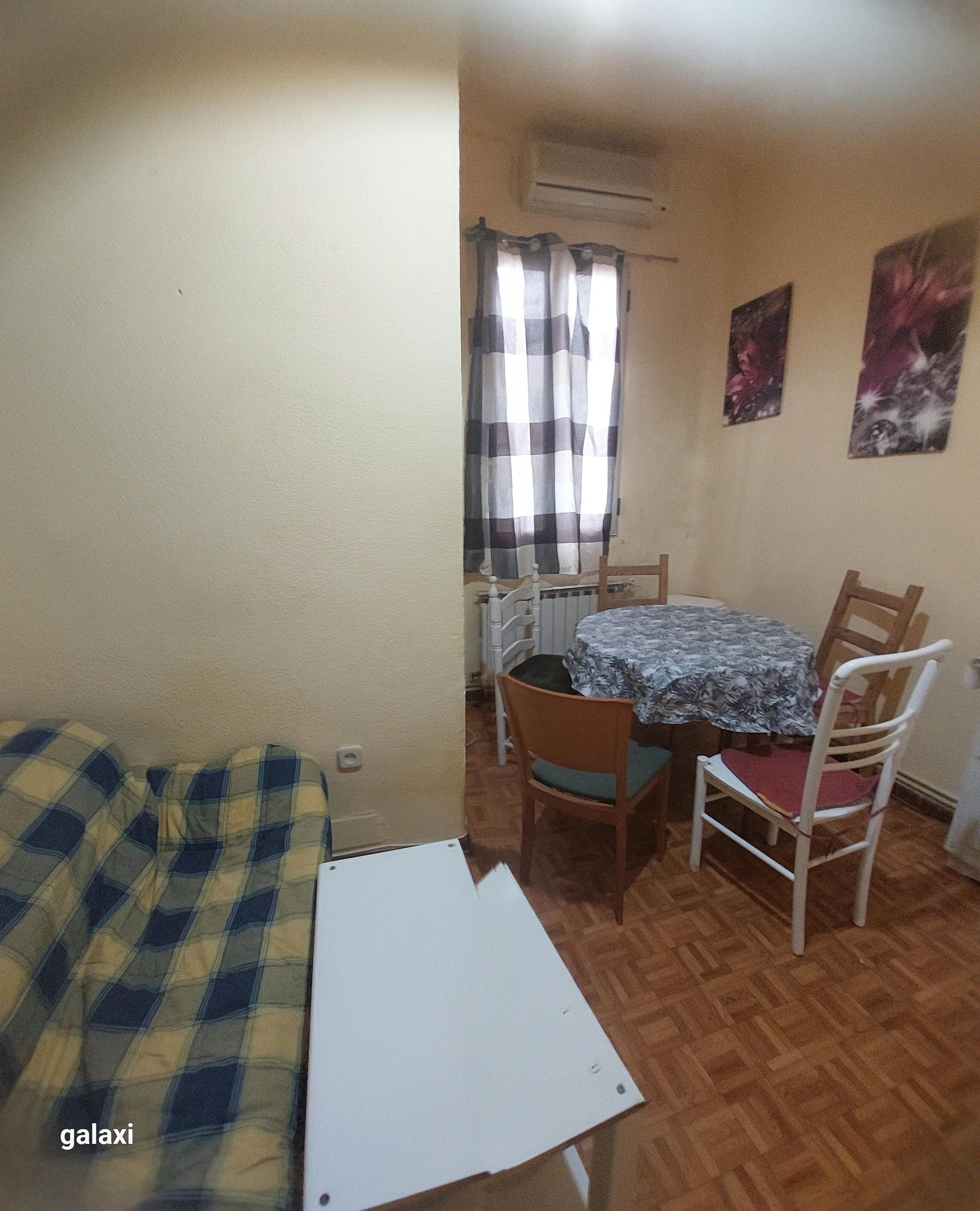 2-Bedroom Apartment in Calle de Tortosa, Madrid (1665309) ROOM 3