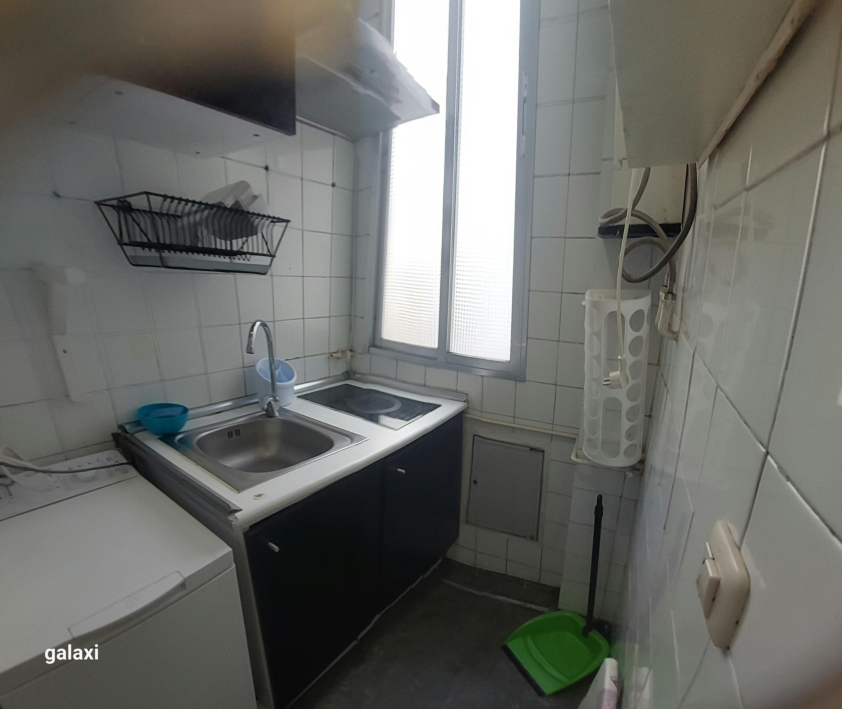 2-Bedroom Apartment in Calle de Tortosa, Madrid (1665309) ROOM 1