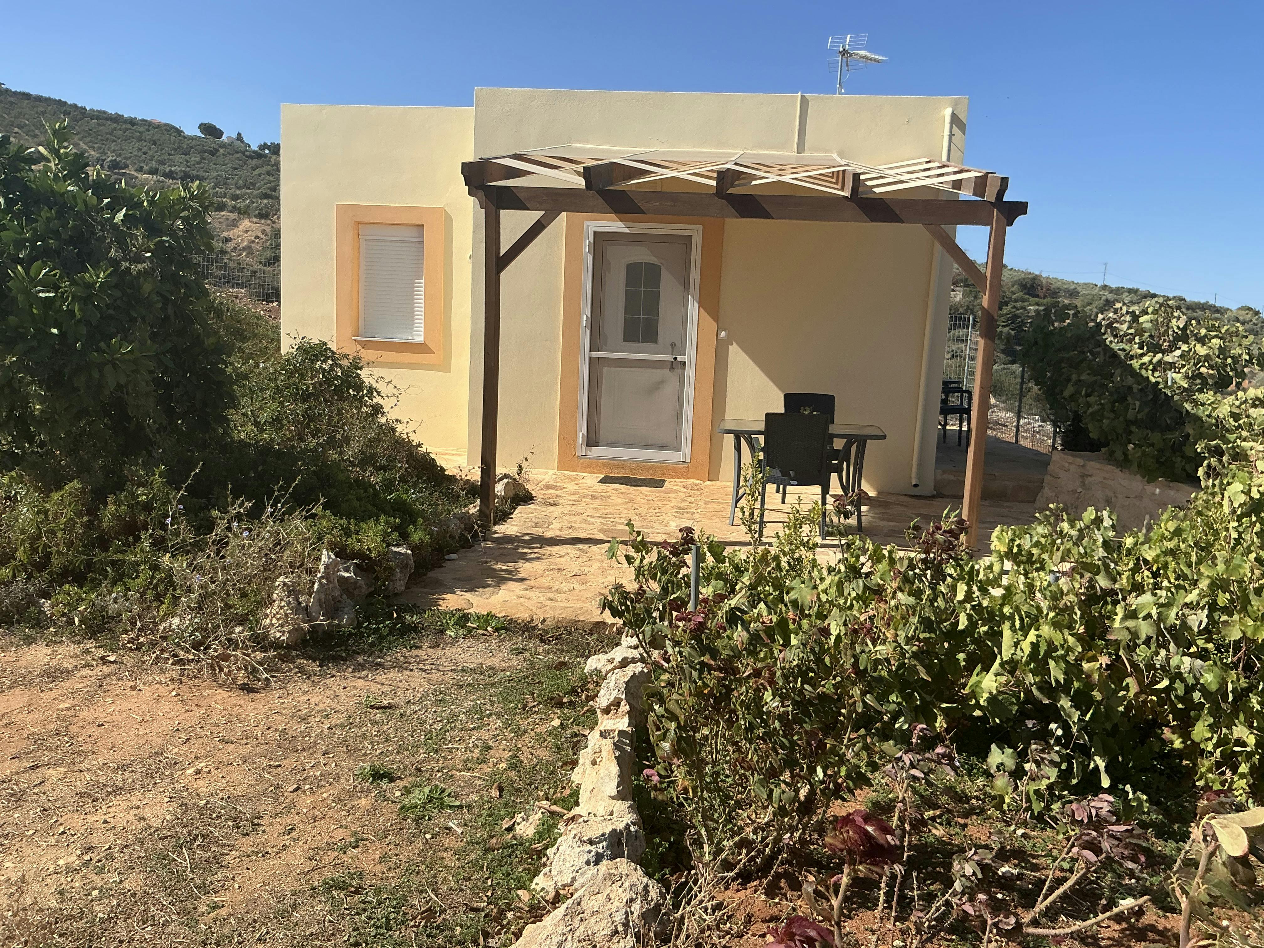 WG-Zimmer zu mieten für 500 € pro Monat in Megálo Metóchi, Megalo Metochi