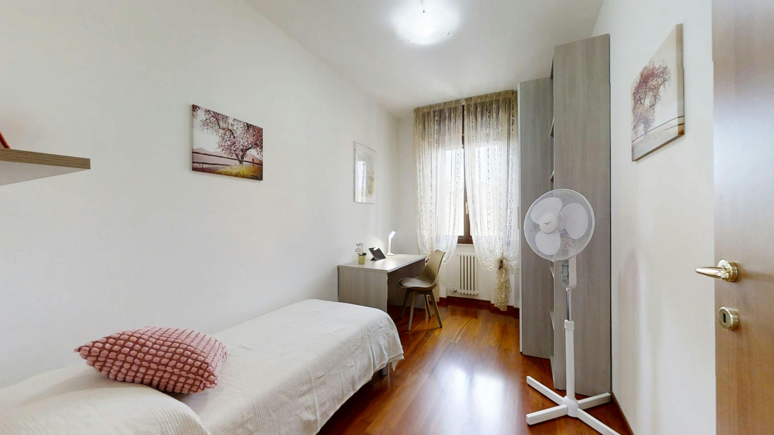 Stanza privata in affitto a 330 € al mese a Ponte San Nicolò, Via V. Alfieri