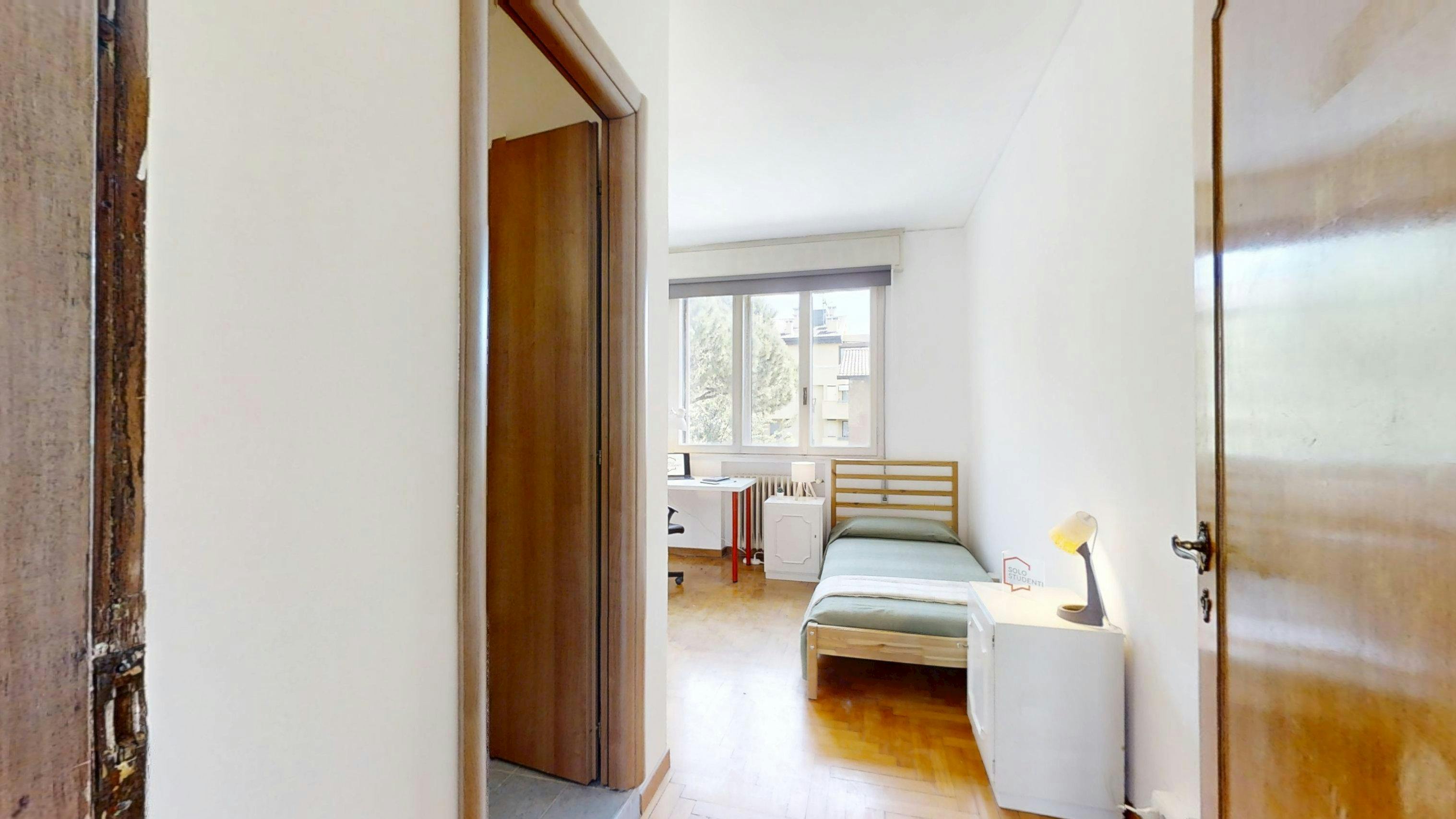 Private room for rent for €580 per month in Padova, Via Antonio Medin