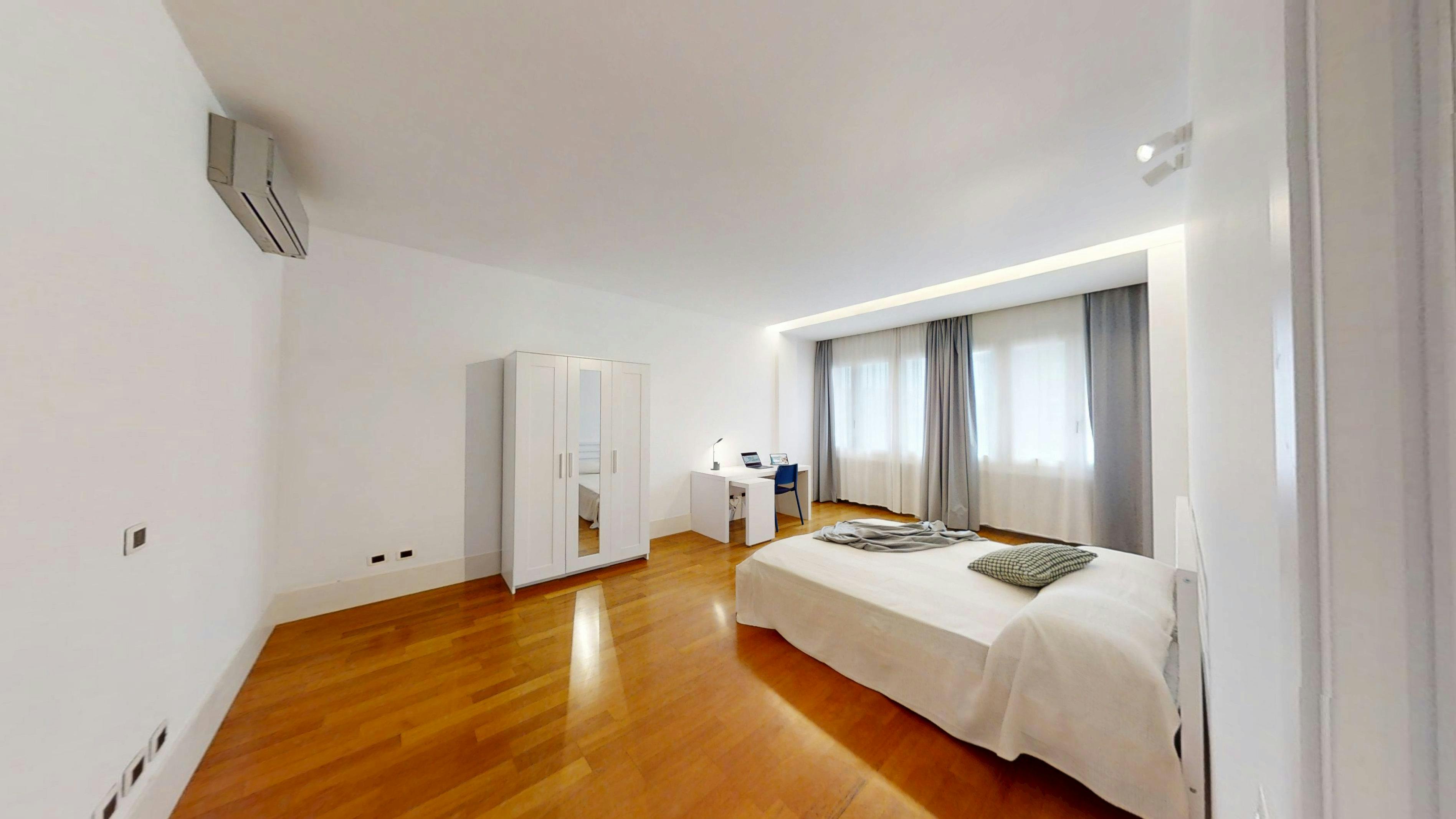 Private room for rent for €480 per month in Padova, Via Enrico degli Scrovegni