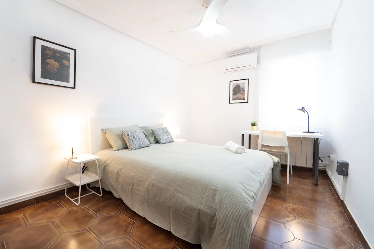 Private room in Avenida del Cardenal Herrera Oria, Madrid (1665479) ROOM