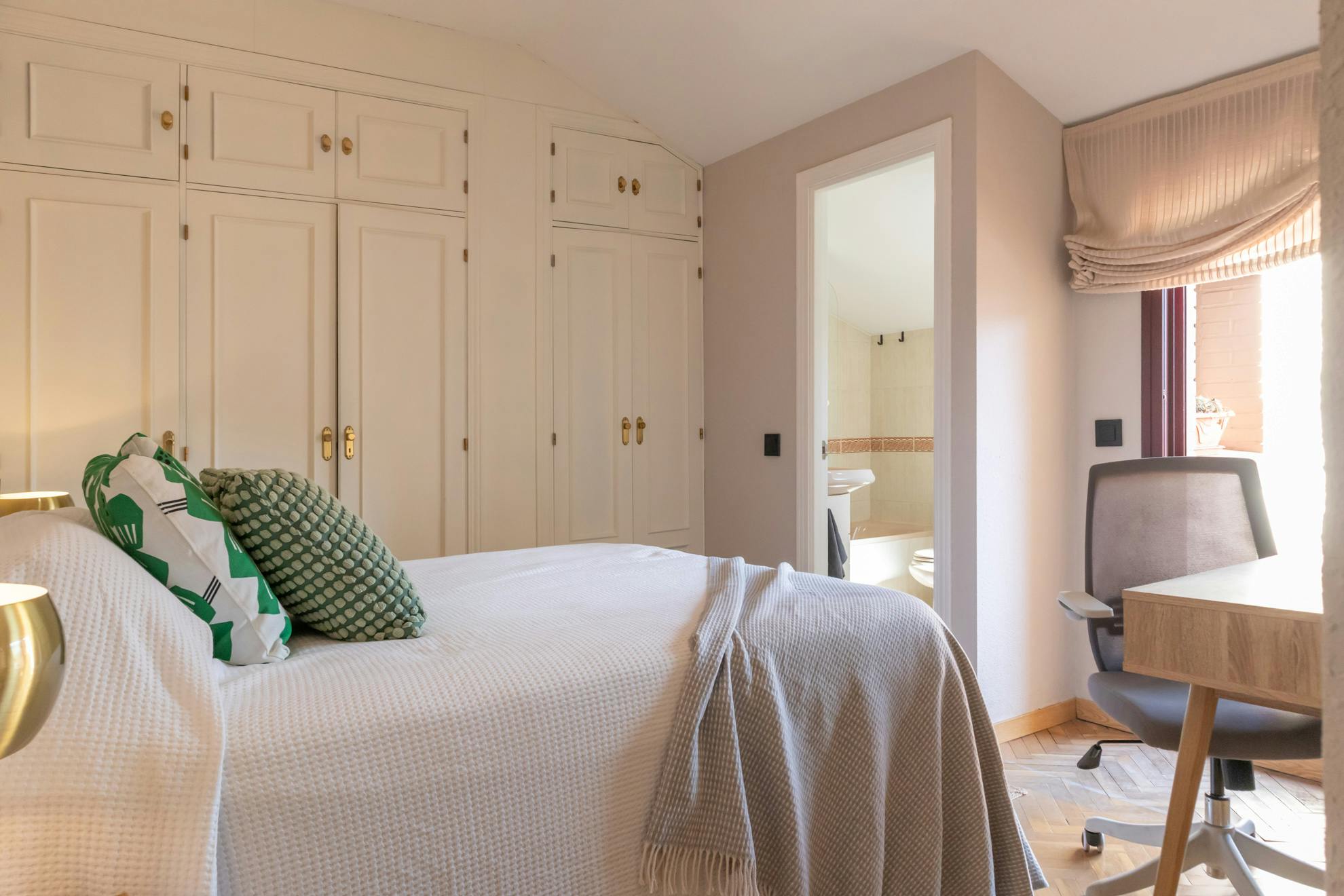 Private room for rent for €685 per month in Alcorcón, Paseo Castilla