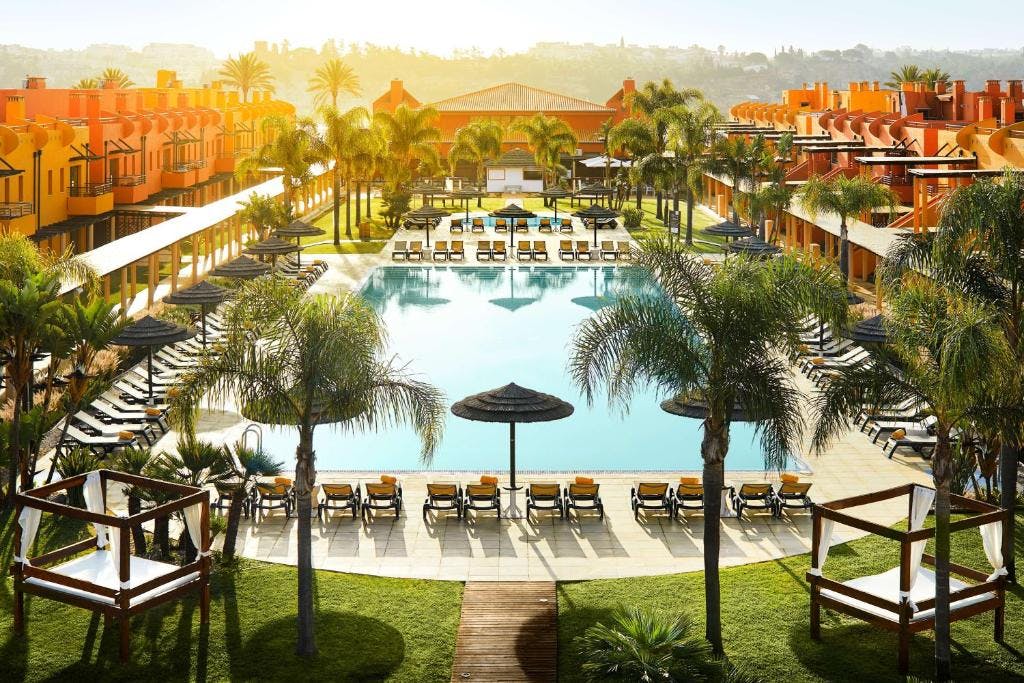 Avenida Tomás Cabreira, Portimão preview