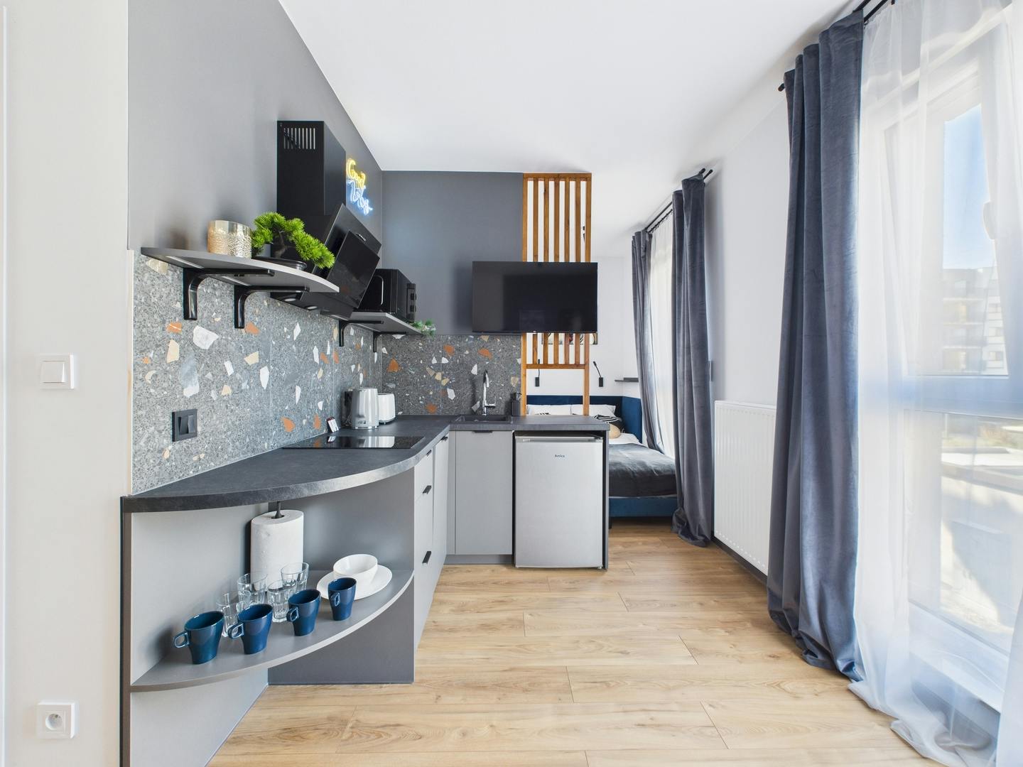 preview gallery tile