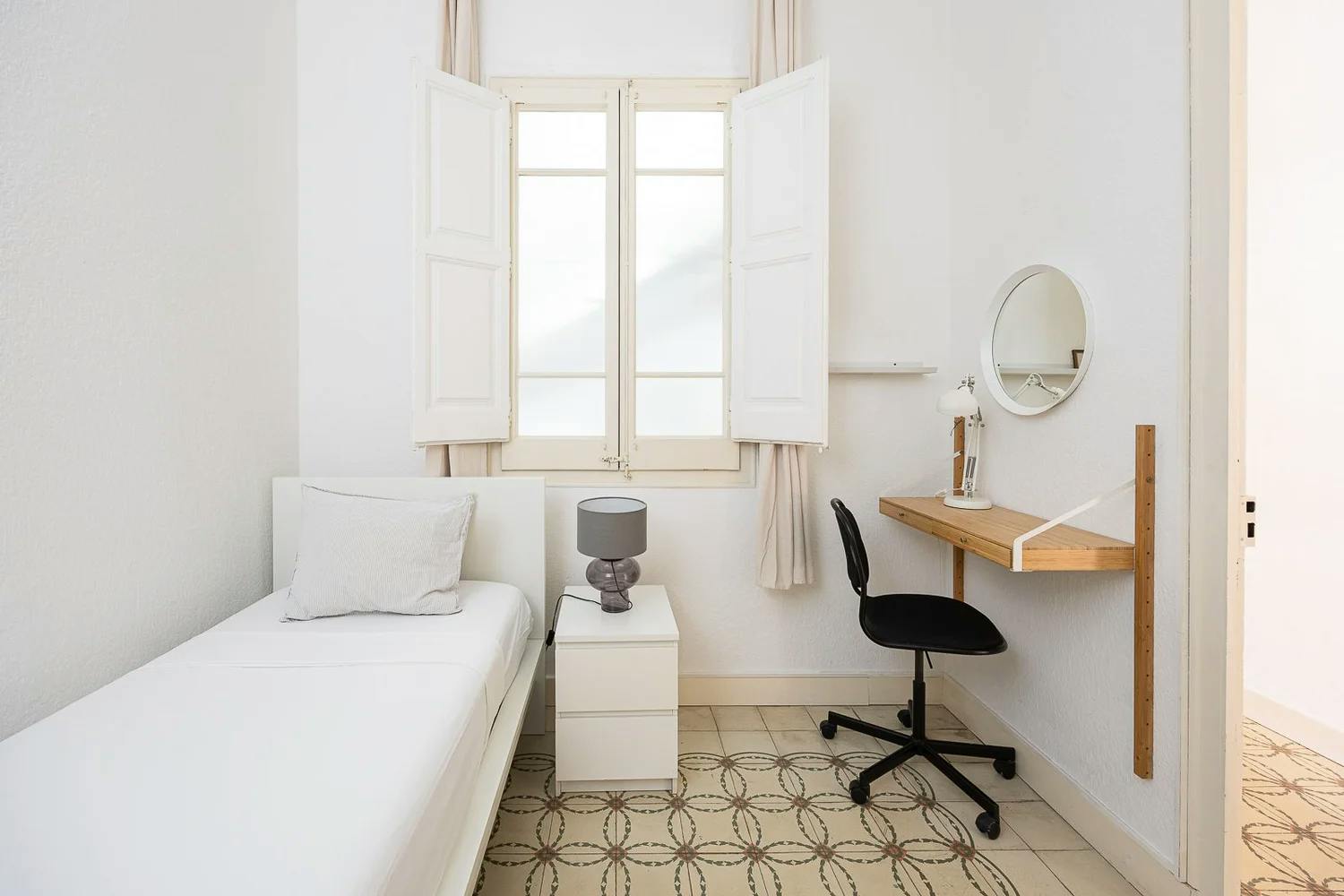 Habitación privada en alquiler por 430 € al mes en Barcelona, Carrer de Mallorca