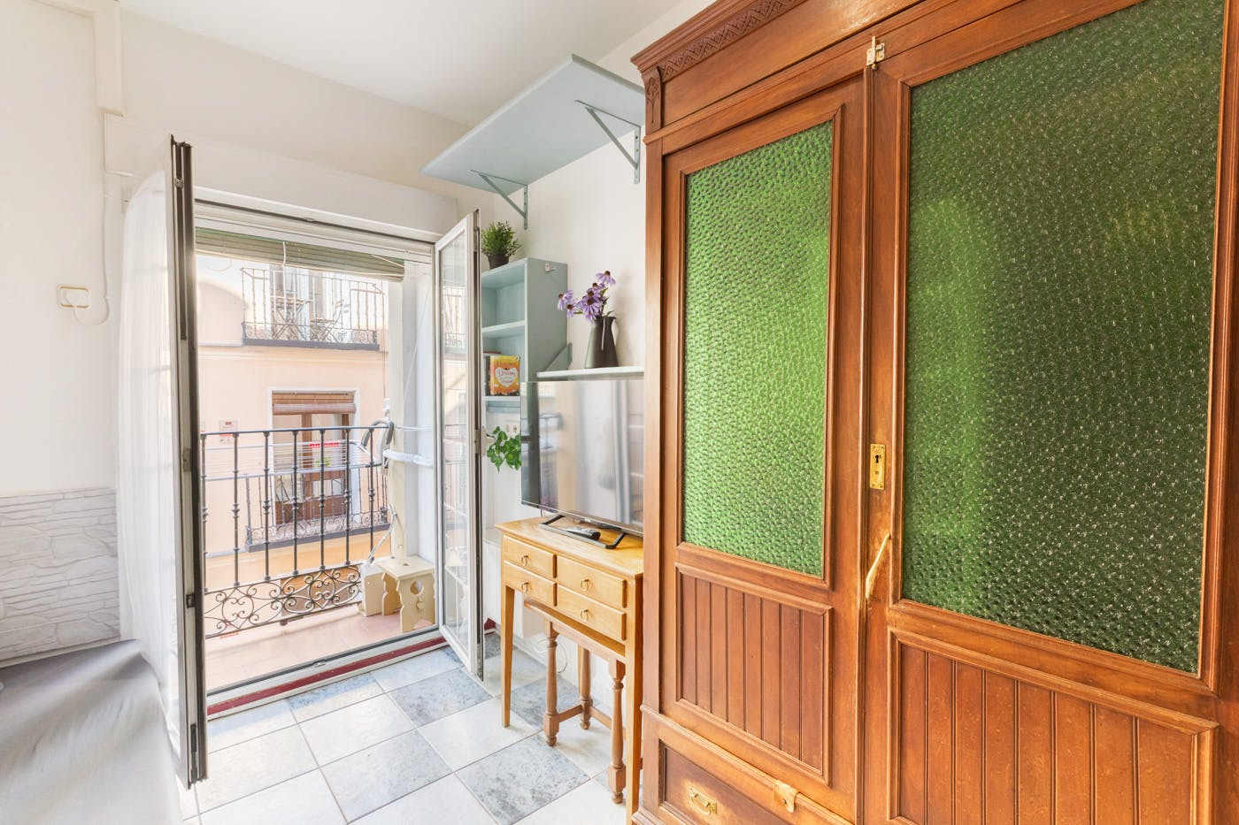 preview gallery tile