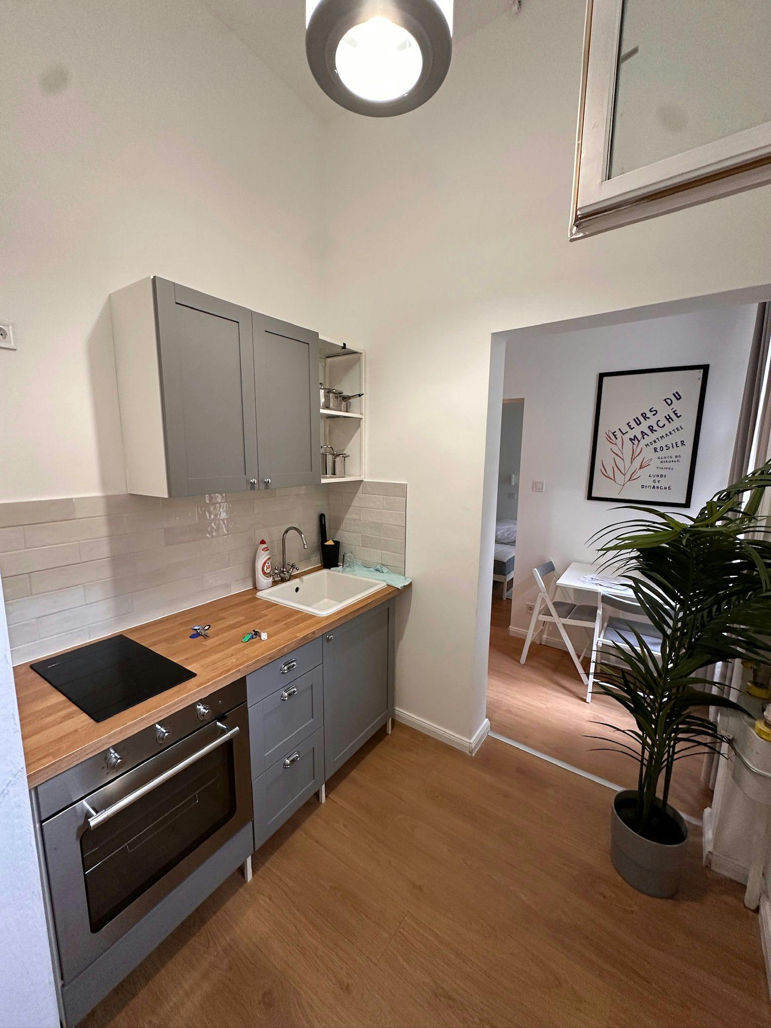 Appartement à louer pour 369 825 HUF/mois à Budapest, Nyár utca
