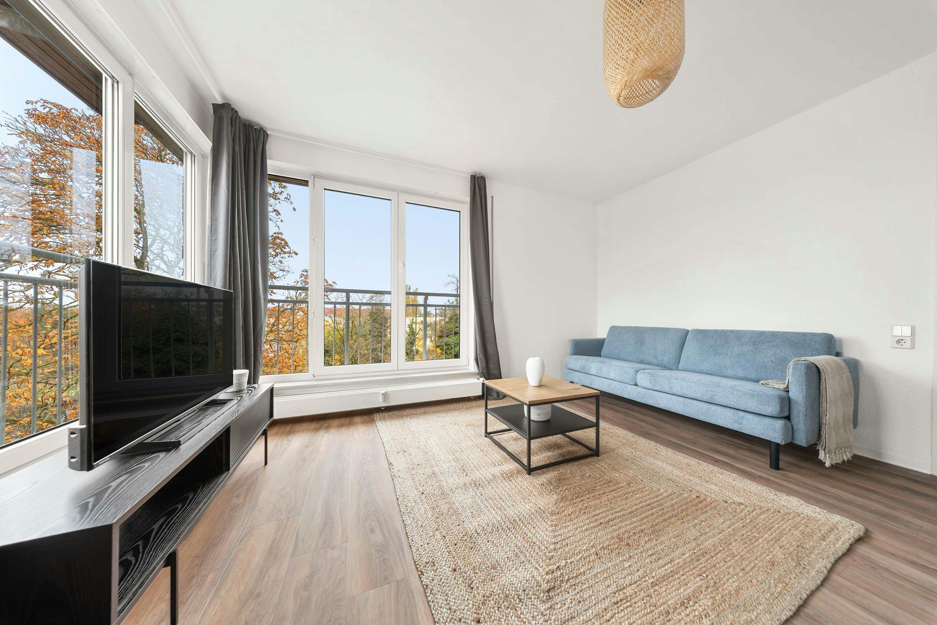 Apartment for rent for €2,009 per month in Erkner, Friedrichstraße