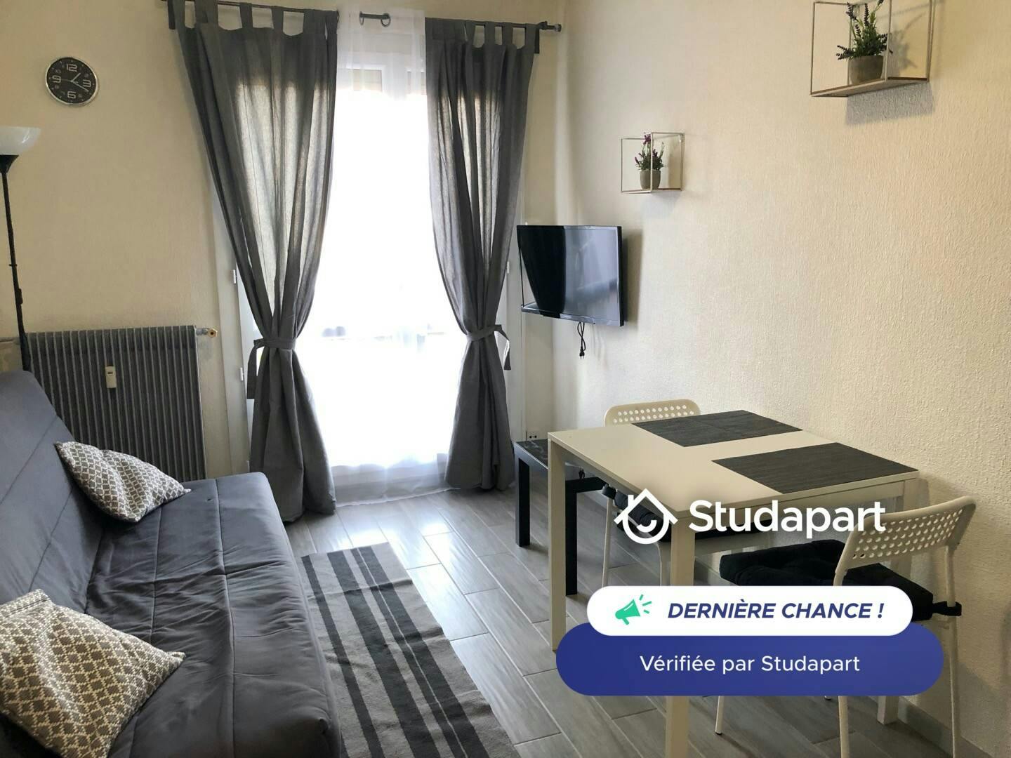 Apartamento para alugar por € 400 por mês em Sochaux, Rue de l'Hôtel de ville