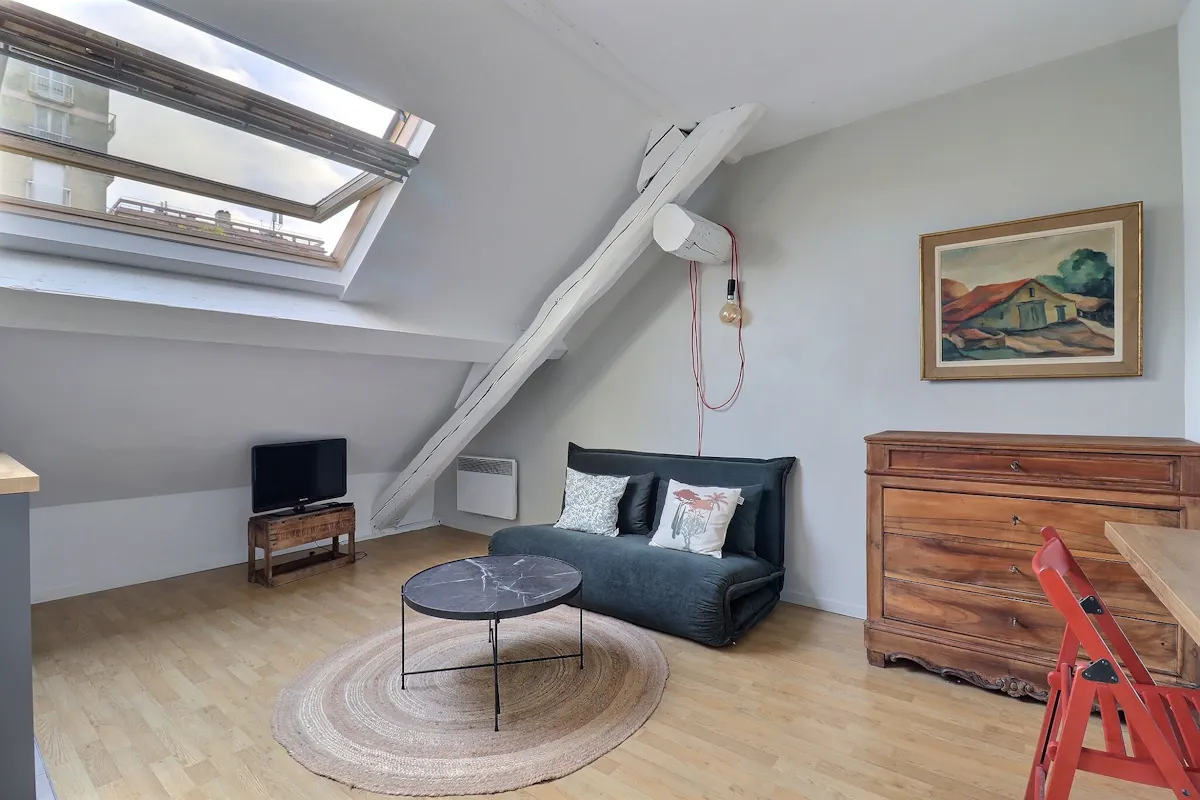 1-Bedroom Apartment in Rue de Charenton, Paris (1665826) ROOM