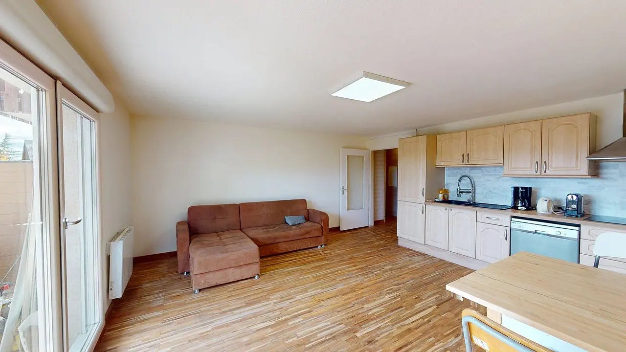 Appartamento in affitto a 1490 € al mese a Gex, Rue de la source