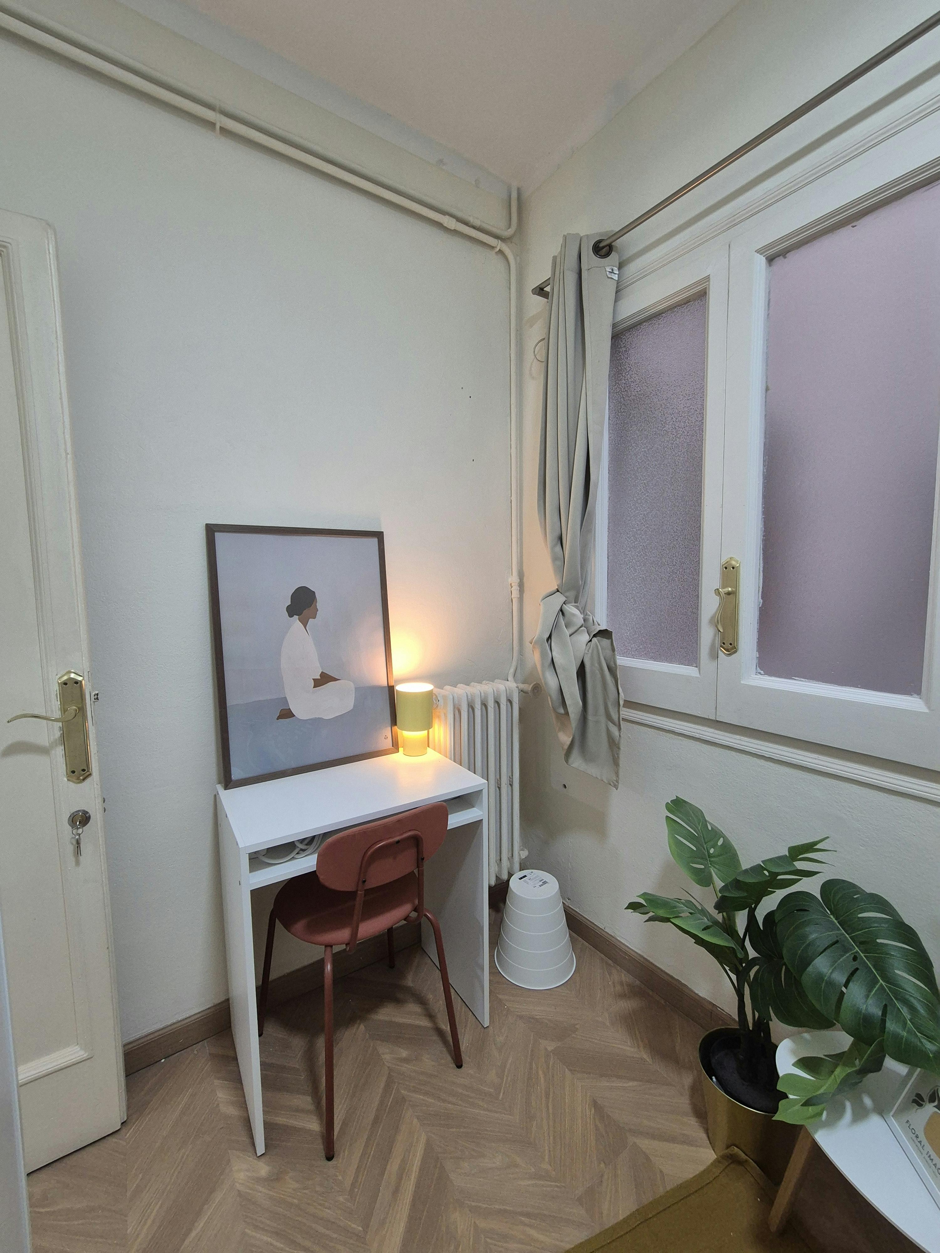 Single room Barcelona, 1 bed, 9m² — photo 1