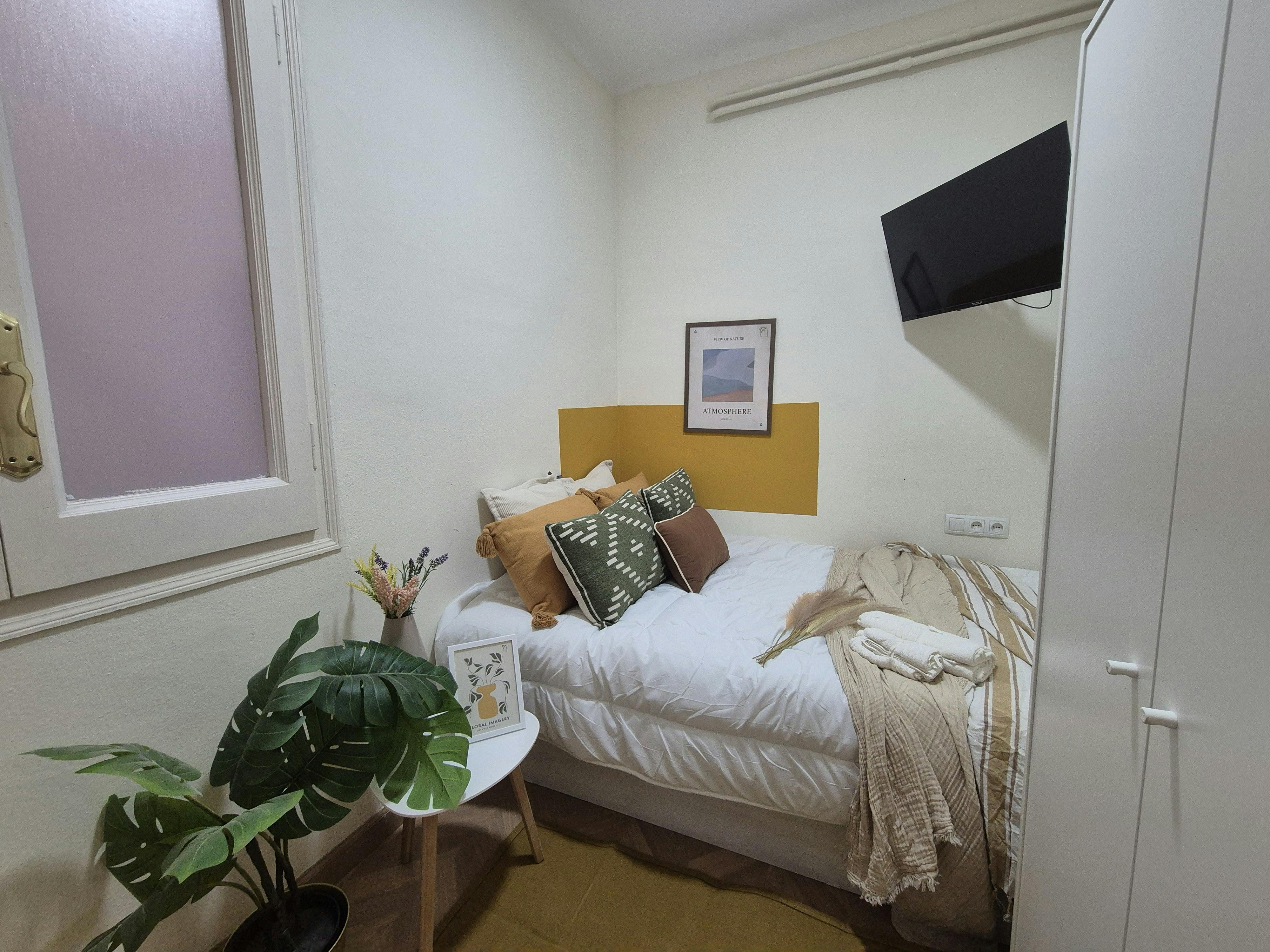 Single room Barcelona, 1 bed, 9m² — photo 3