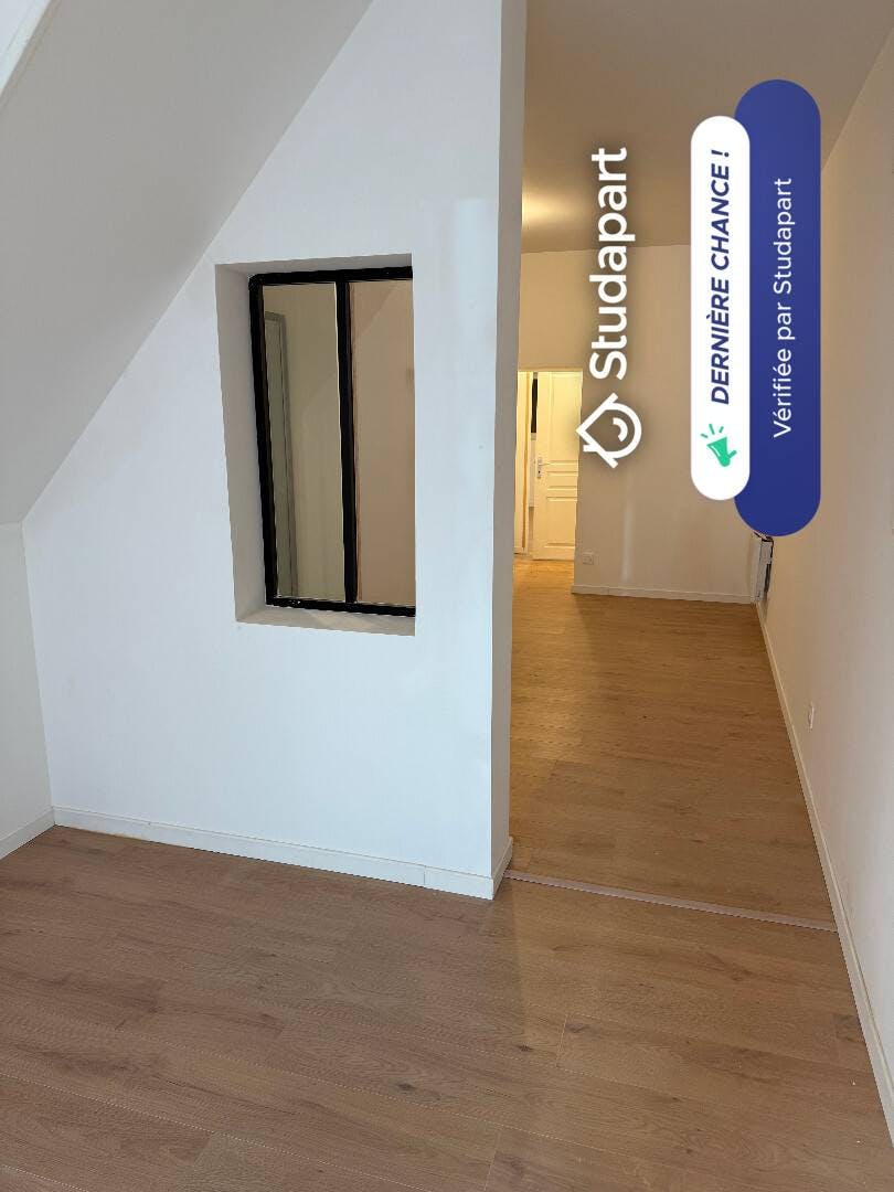Apartament de închiriat pentru 510 EUR pe lună în Charleville-Mézières, Avenue d'Arches