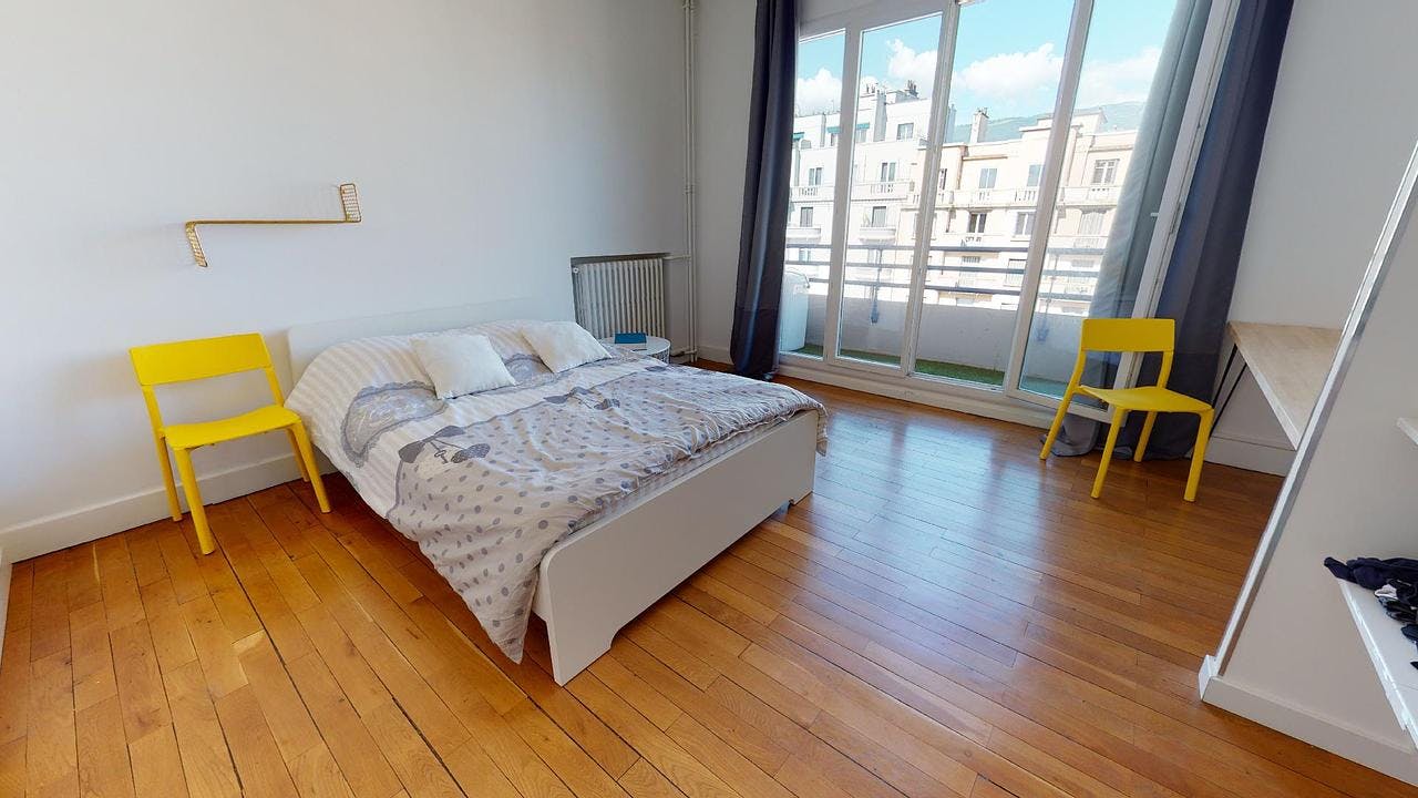 Single room Grenoble, 1 bed, 21m² — photo 6