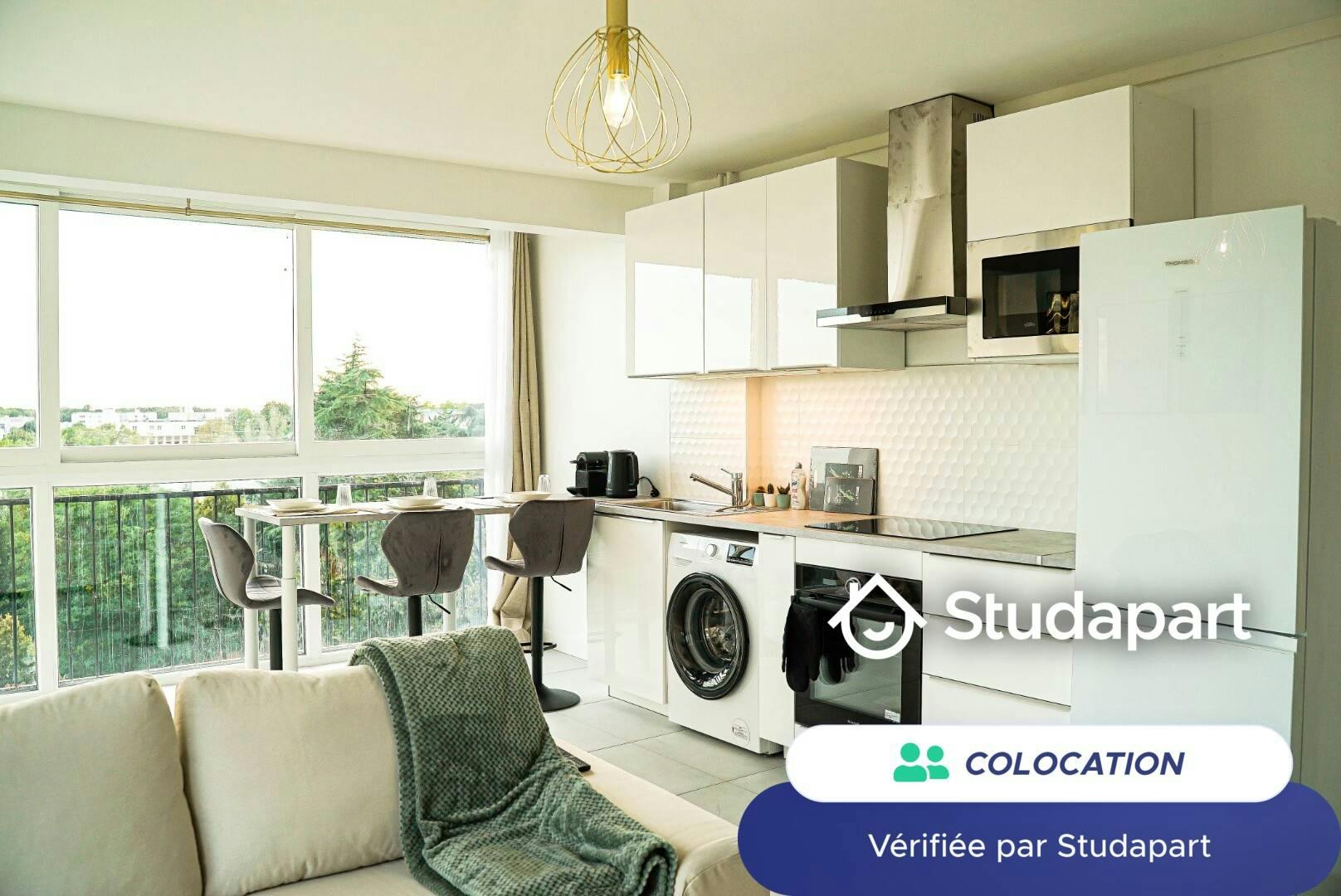 Private room for rent for €560 per month in Évry-Courcouronnes, Place Lavoisier