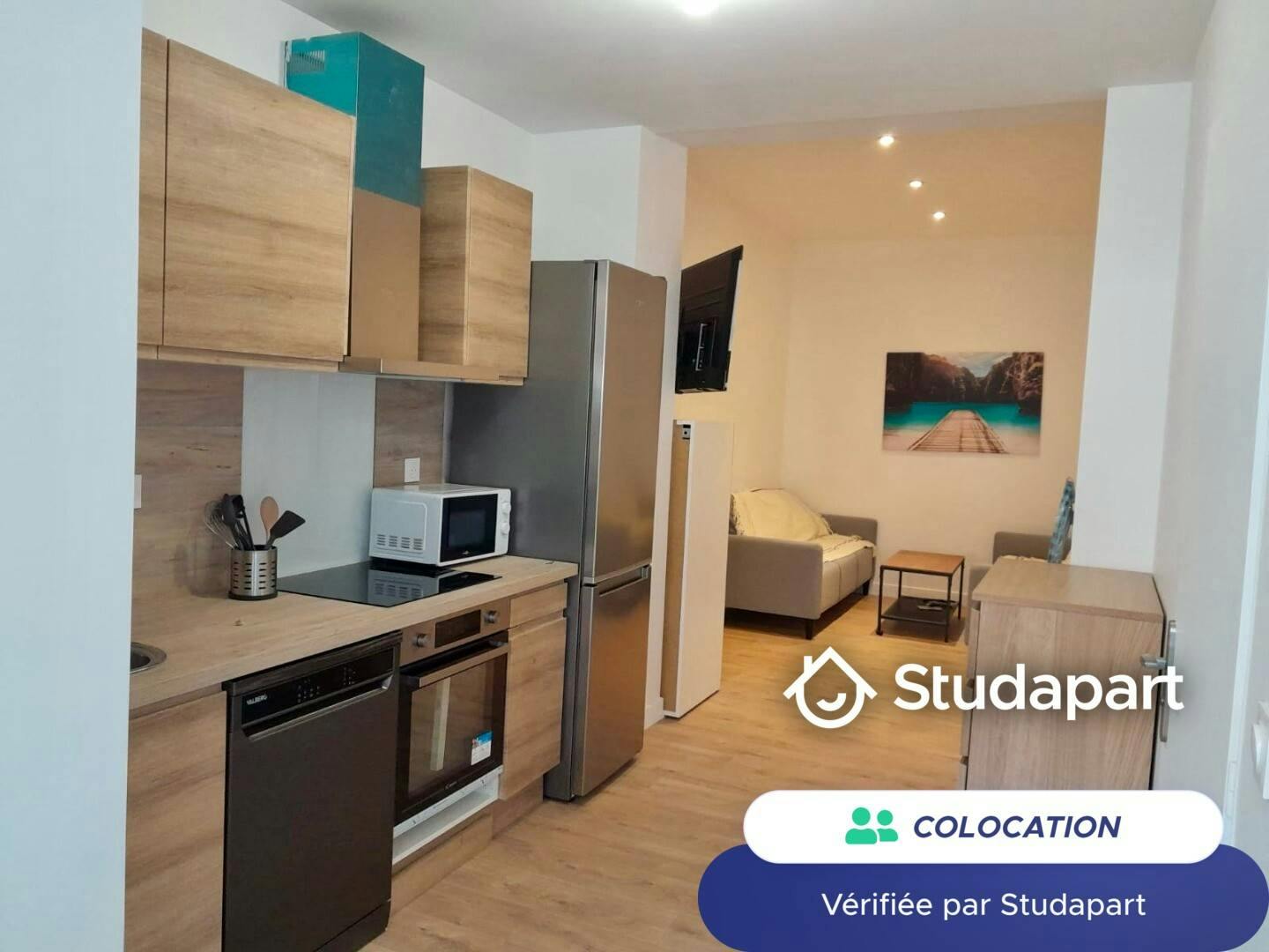 Private room for rent for €400 per month in Valenciennes, Rue Pottier Jan