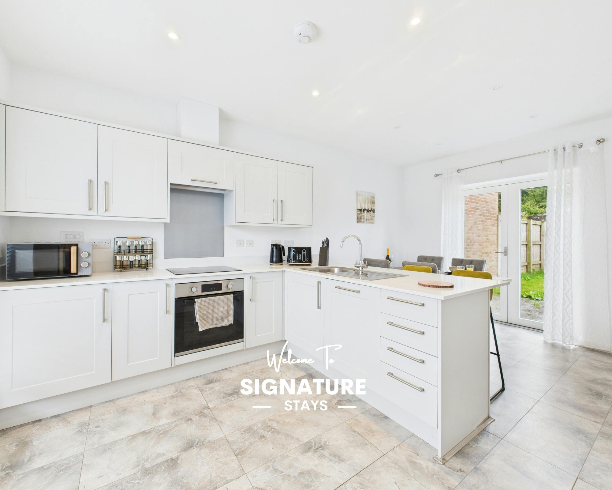 House for rent for £3,200 per month in Hayle, Harveys Way