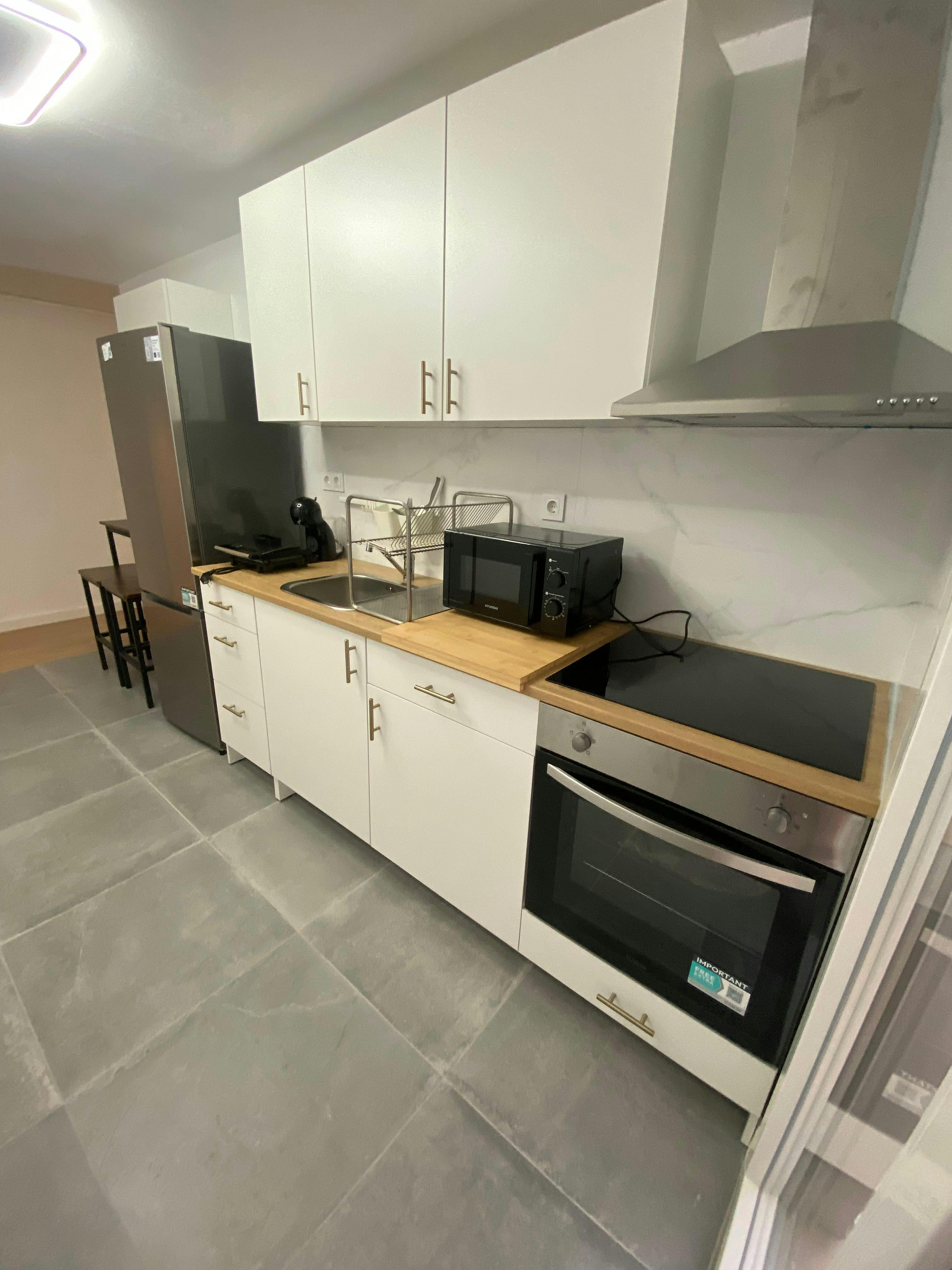 Double room Paterna, 1 bed, 7m² — photo 2