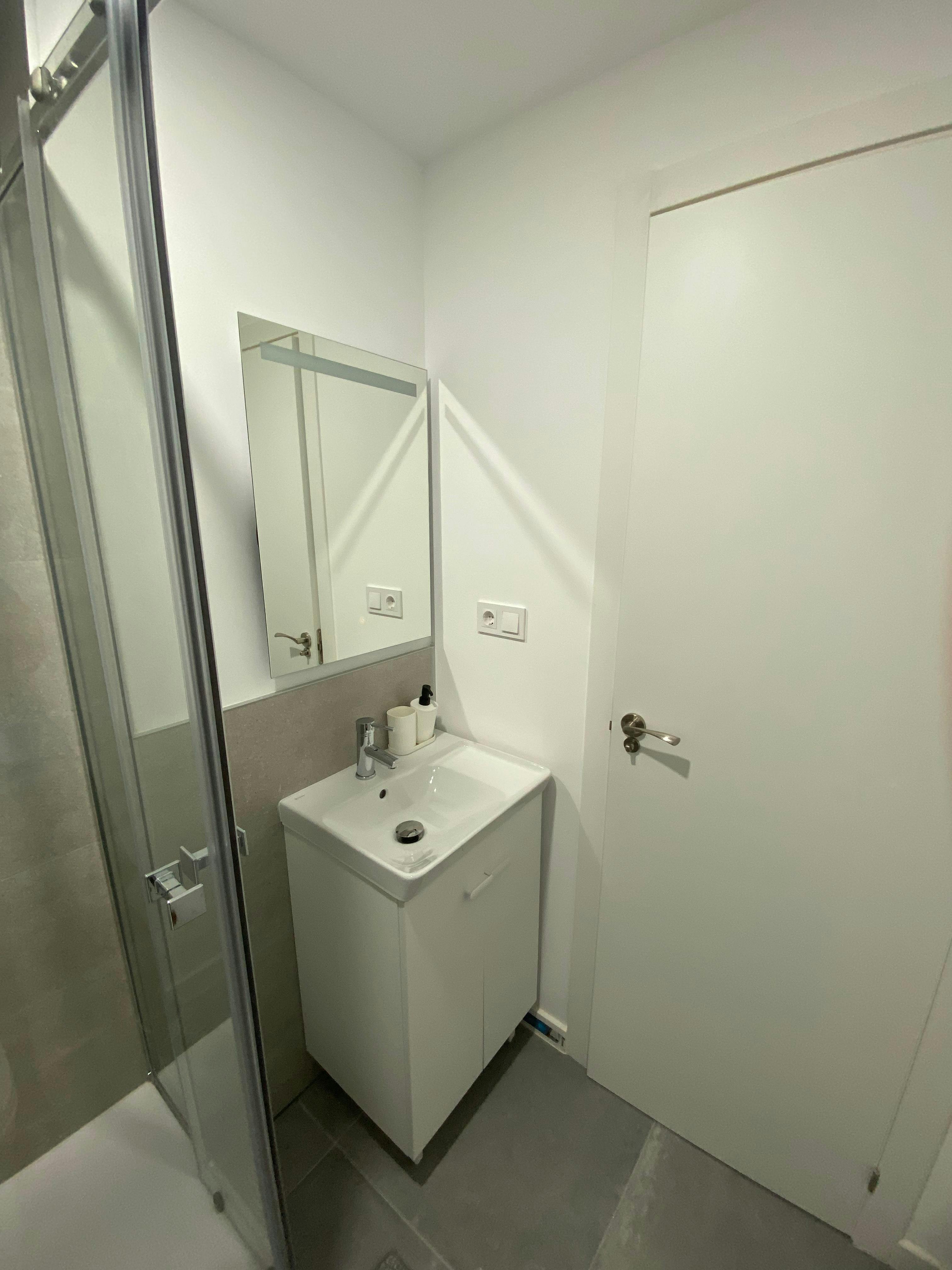 Double room Paterna, 1 bed, 7m² — photo 5