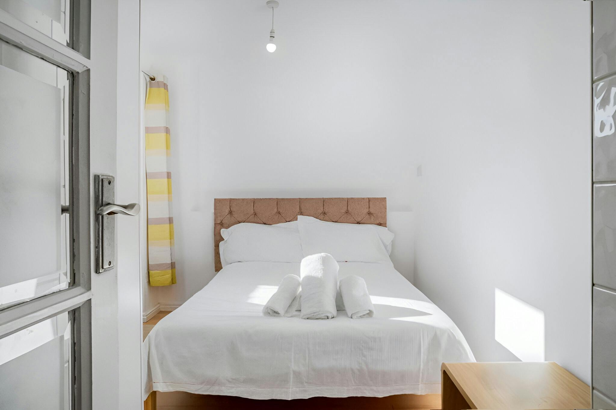 Haus zu mieten für 6.500 £ pro Monat in Slough, Bath Road