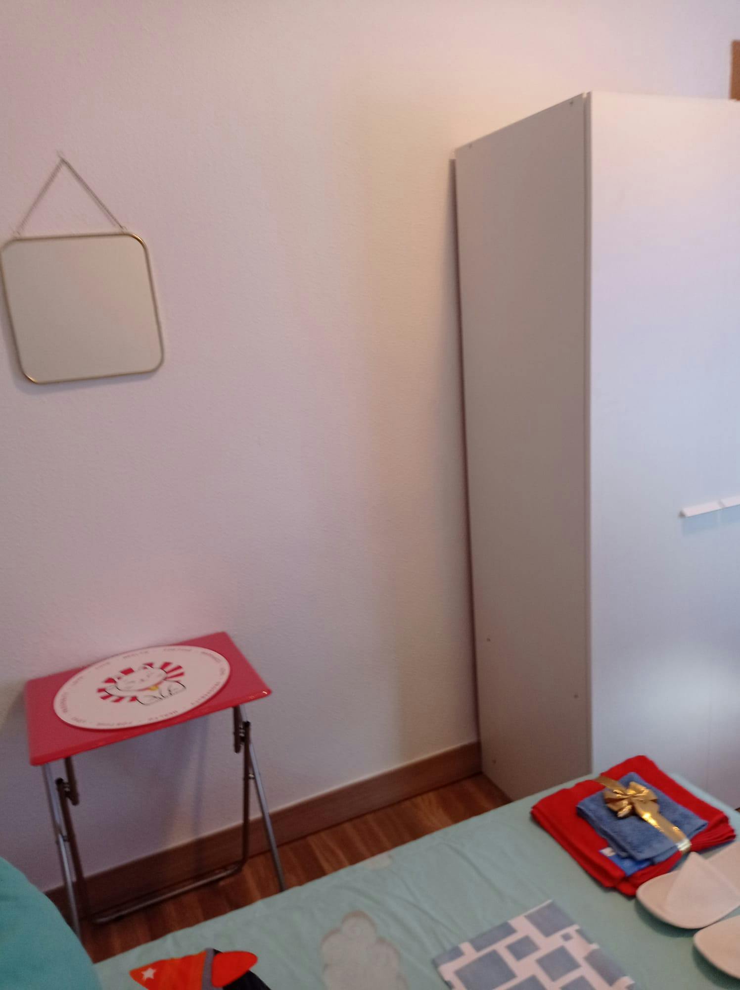 Appartement à louer pour 598 €/mois à Jaén, Calle Segovia