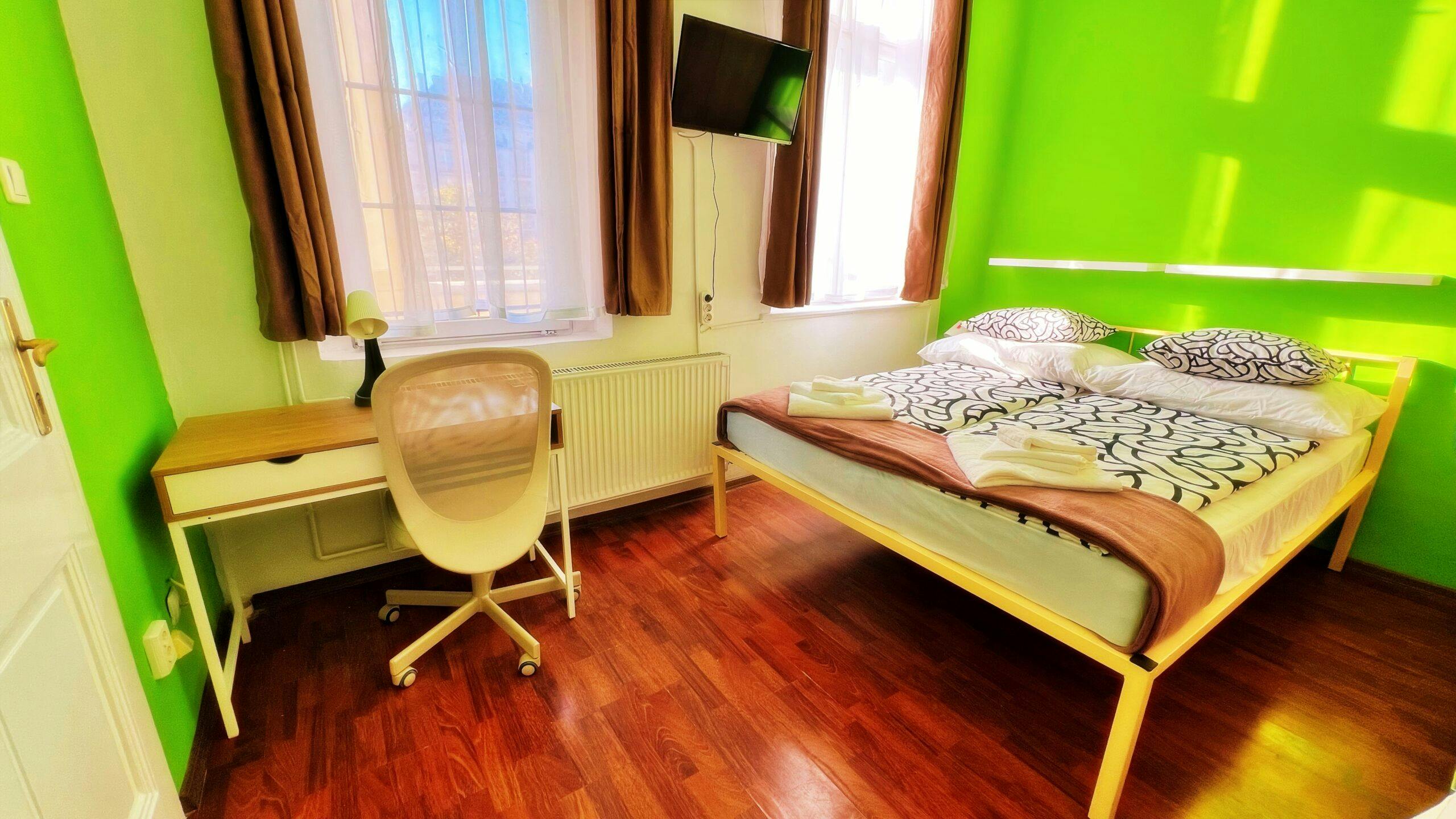 WG-Zimmer zu mieten für 115.570 HUF pro Monat in Budapest, Ipar utca
