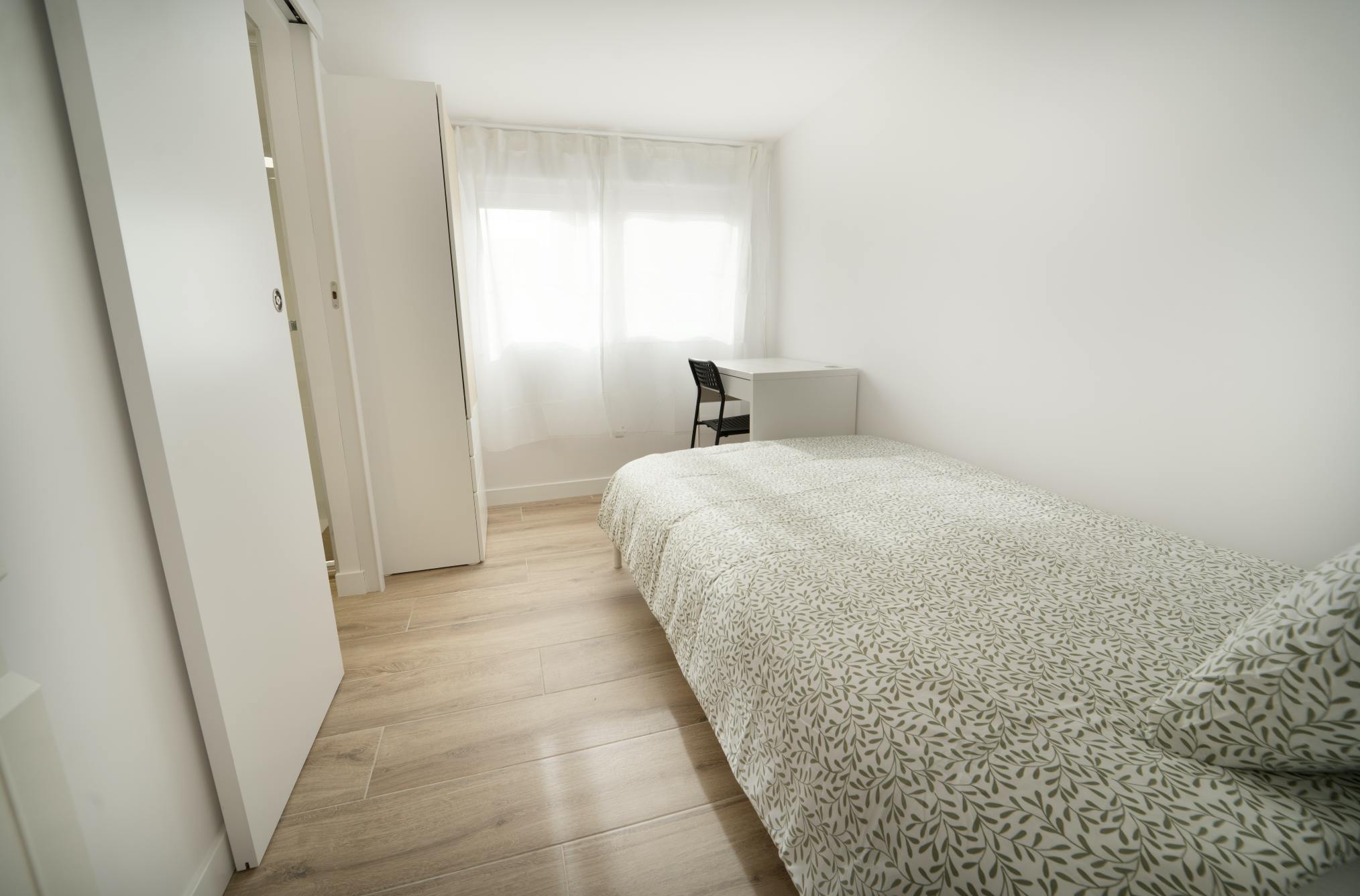 Calle de Manuel Maroto, Madrid preview