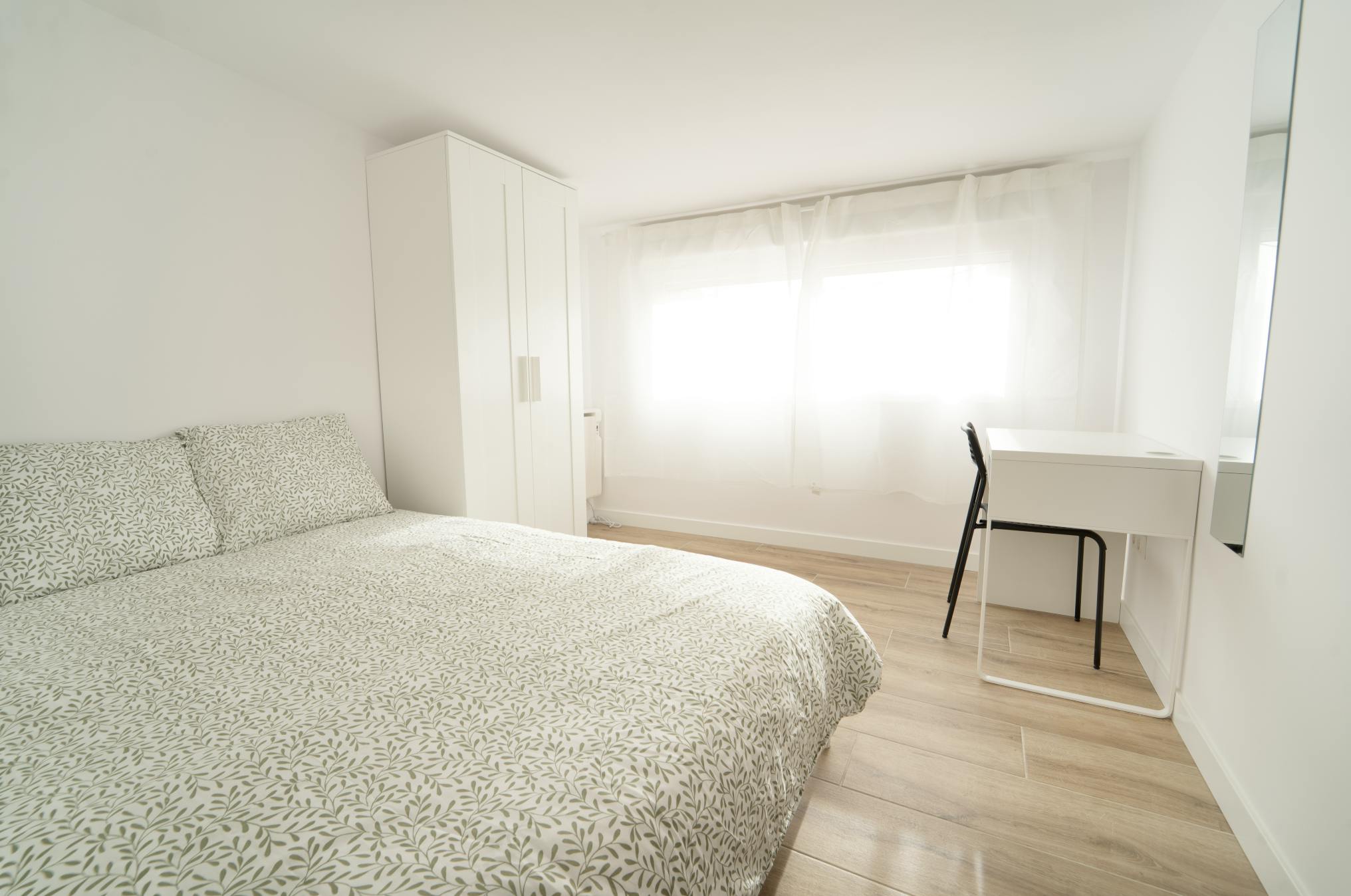 Calle de Manuel Maroto, Madrid preview