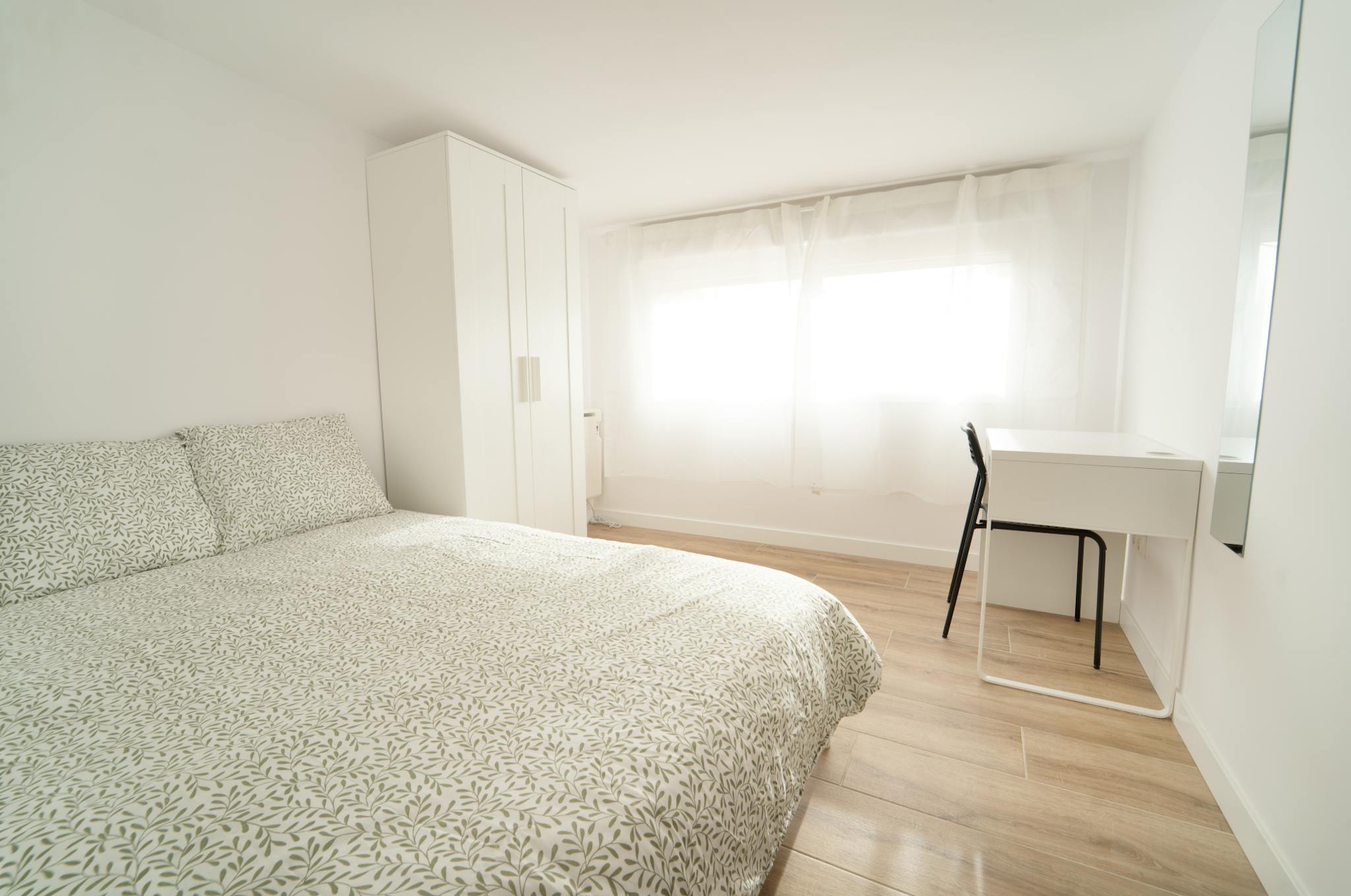 Calle de Manuel Maroto, Madrid preview