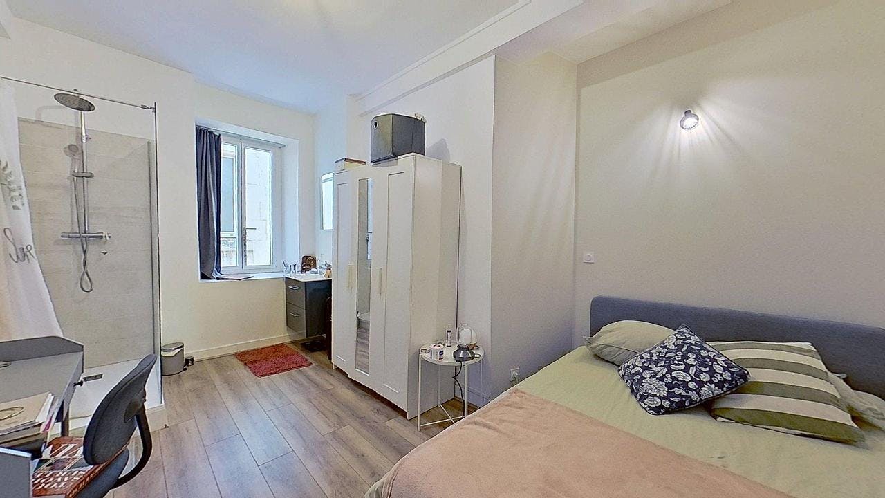 WG-Zimmer zu mieten für 471 € pro Monat in Valence, Rue Saunière