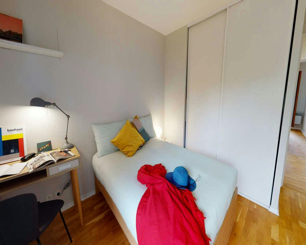 Private room for rent on Place du 19 Mars 1962, Paris - Vue 3