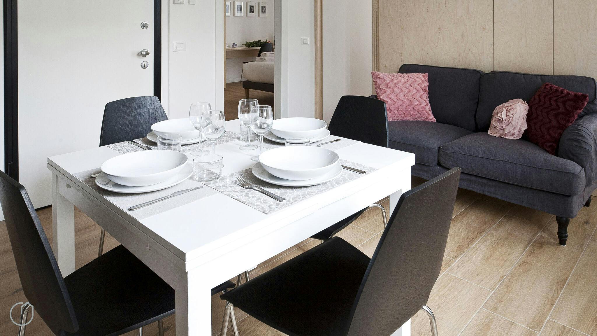Apartment for rent for €1 per month in Milan, Via Aminto Caretto