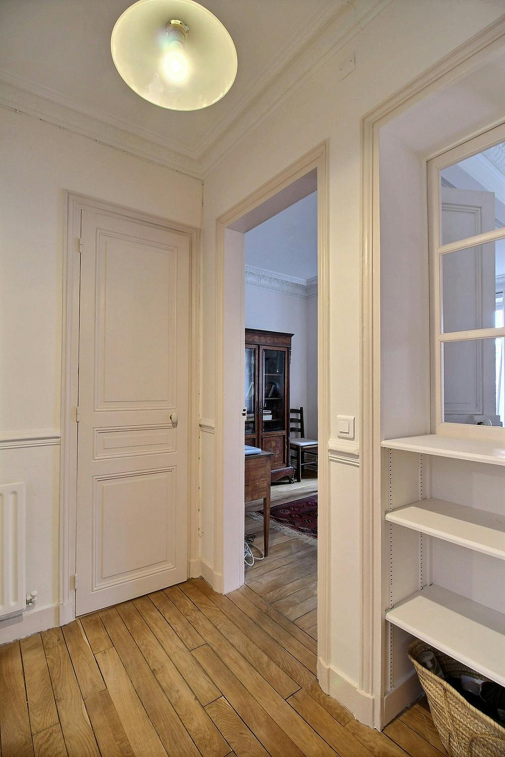 Apartment for rent on Rue de Vaugirard, Paris - View 5