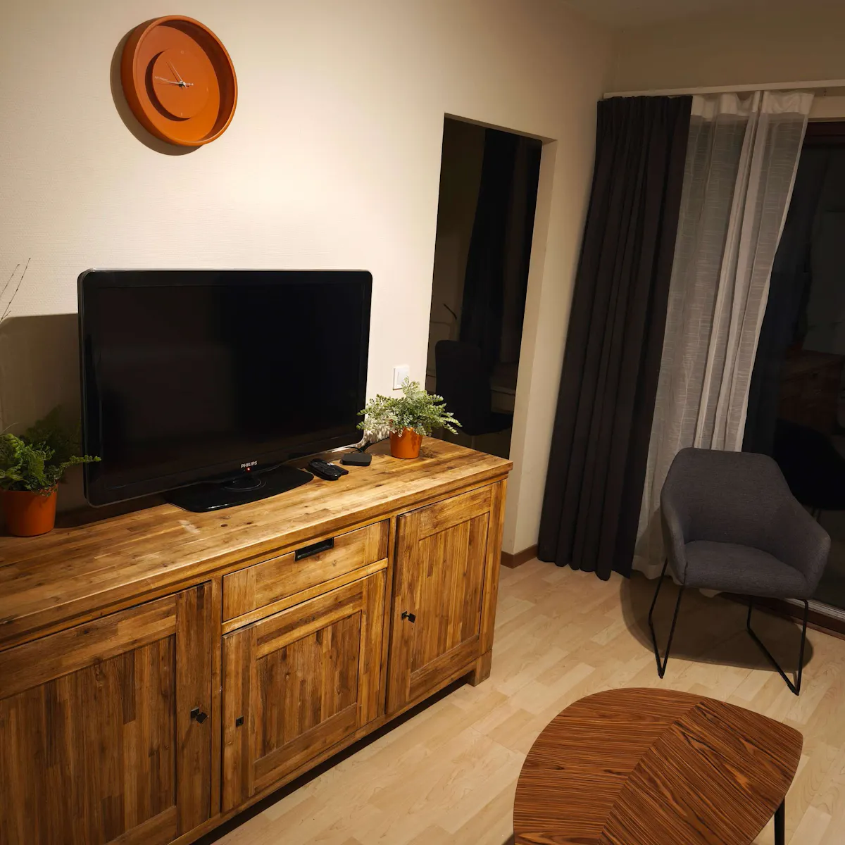 1-Bedroom Apartment in Avenue Henry Dunant, Evere (1666397) ROOM