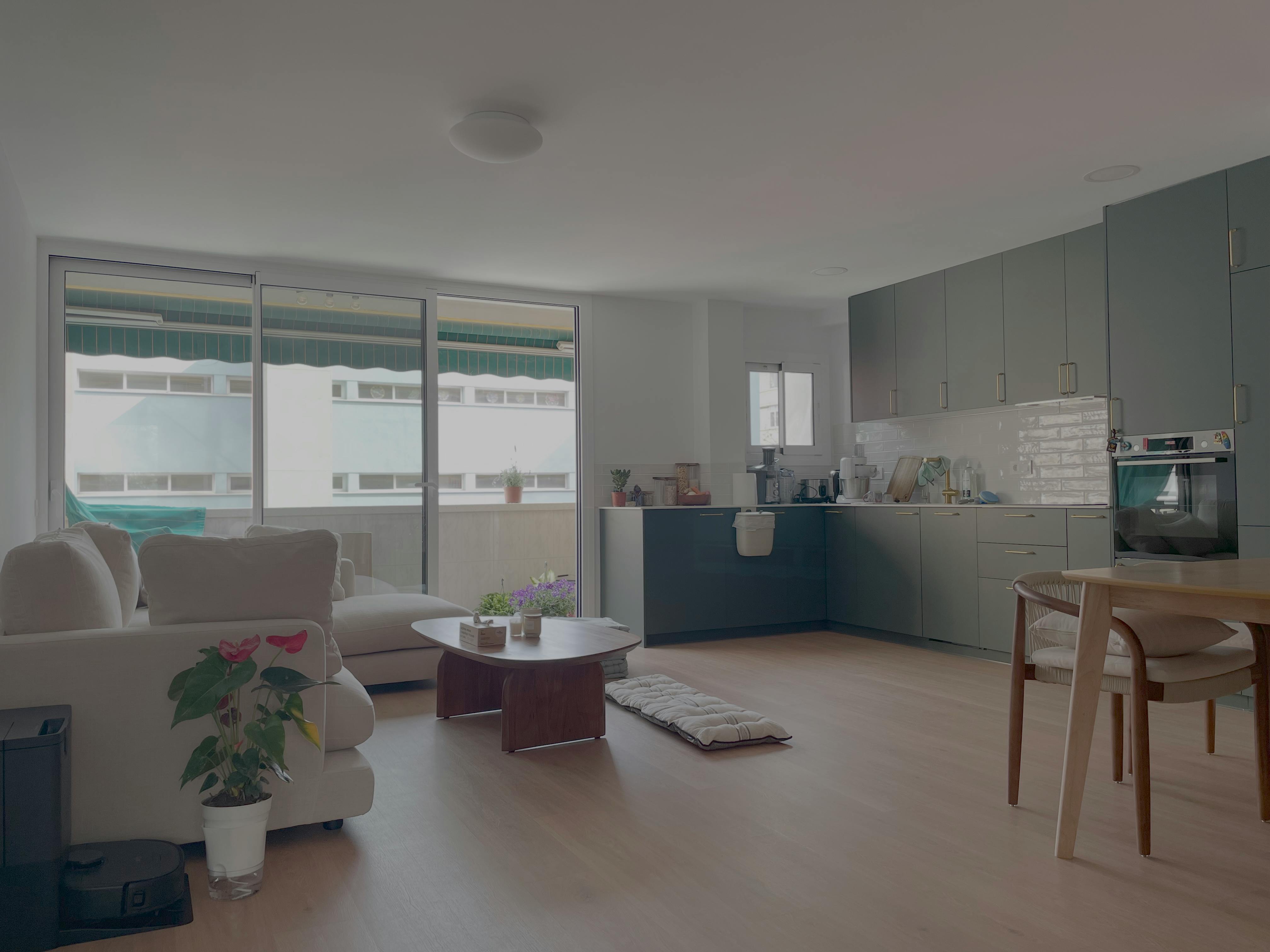 Privat rum att hyra för 350 € i månaden i Barcelona, Carrer del Concili de Trento