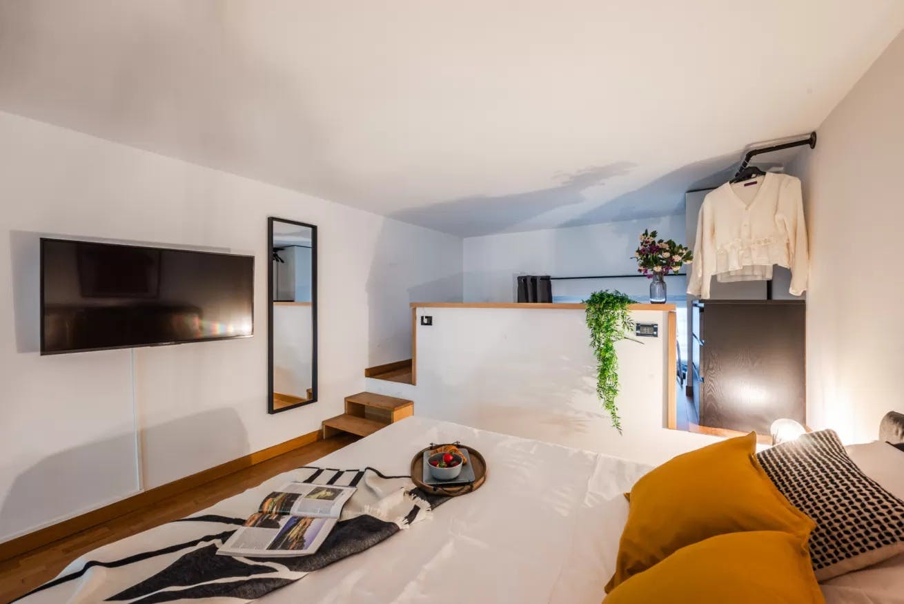 Appartamento in affitto a 2000 € al mese a Milan, Via Savona